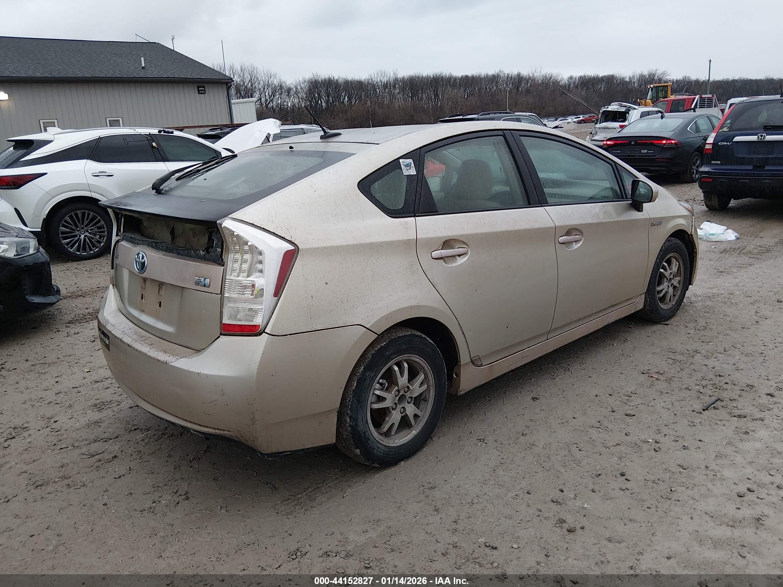 TOYOTA PRIUS image 4