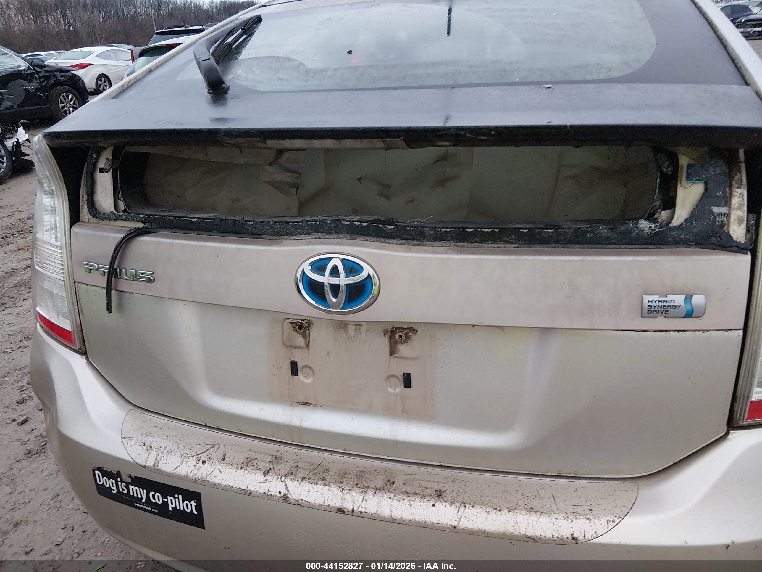 TOYOTA PRIUS image 6