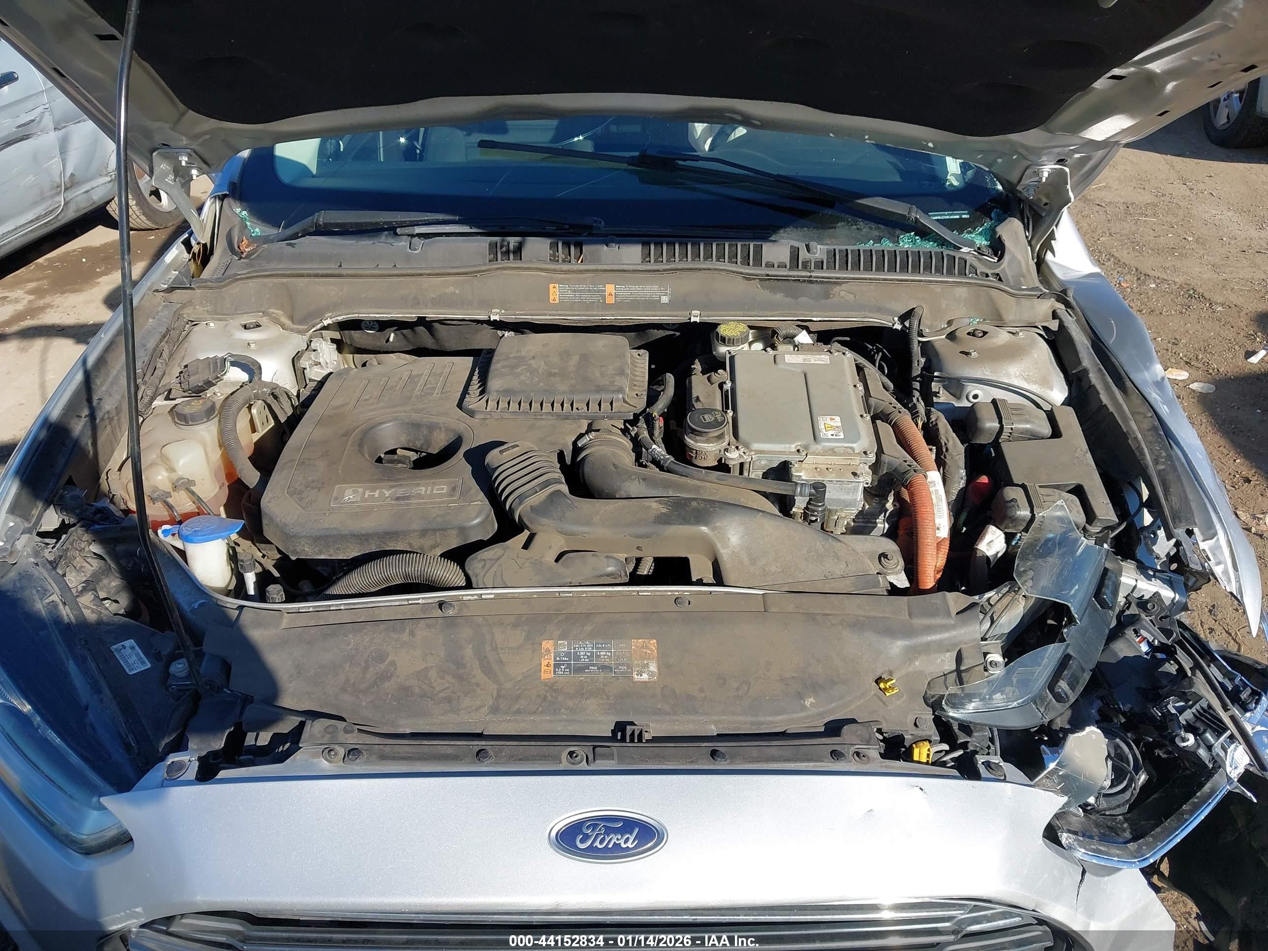 FORD FUSION image 10