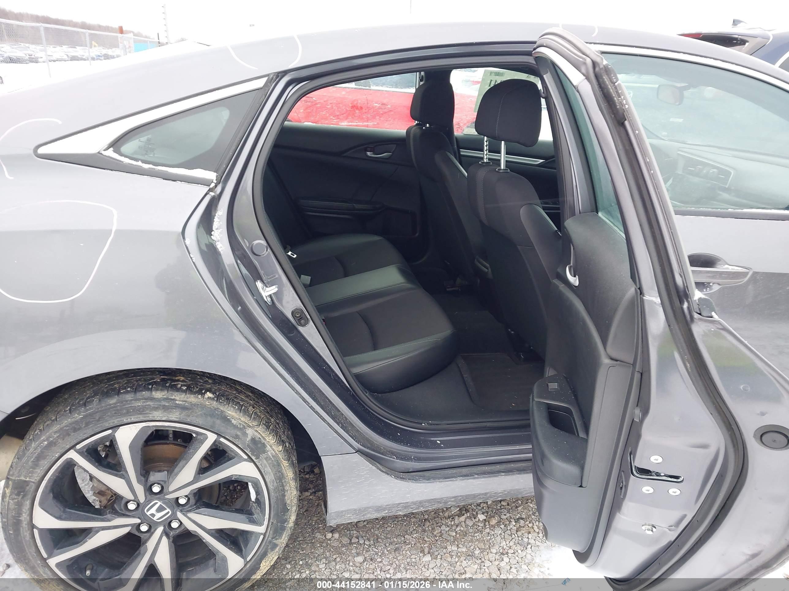 HONDA CIVIC image 8