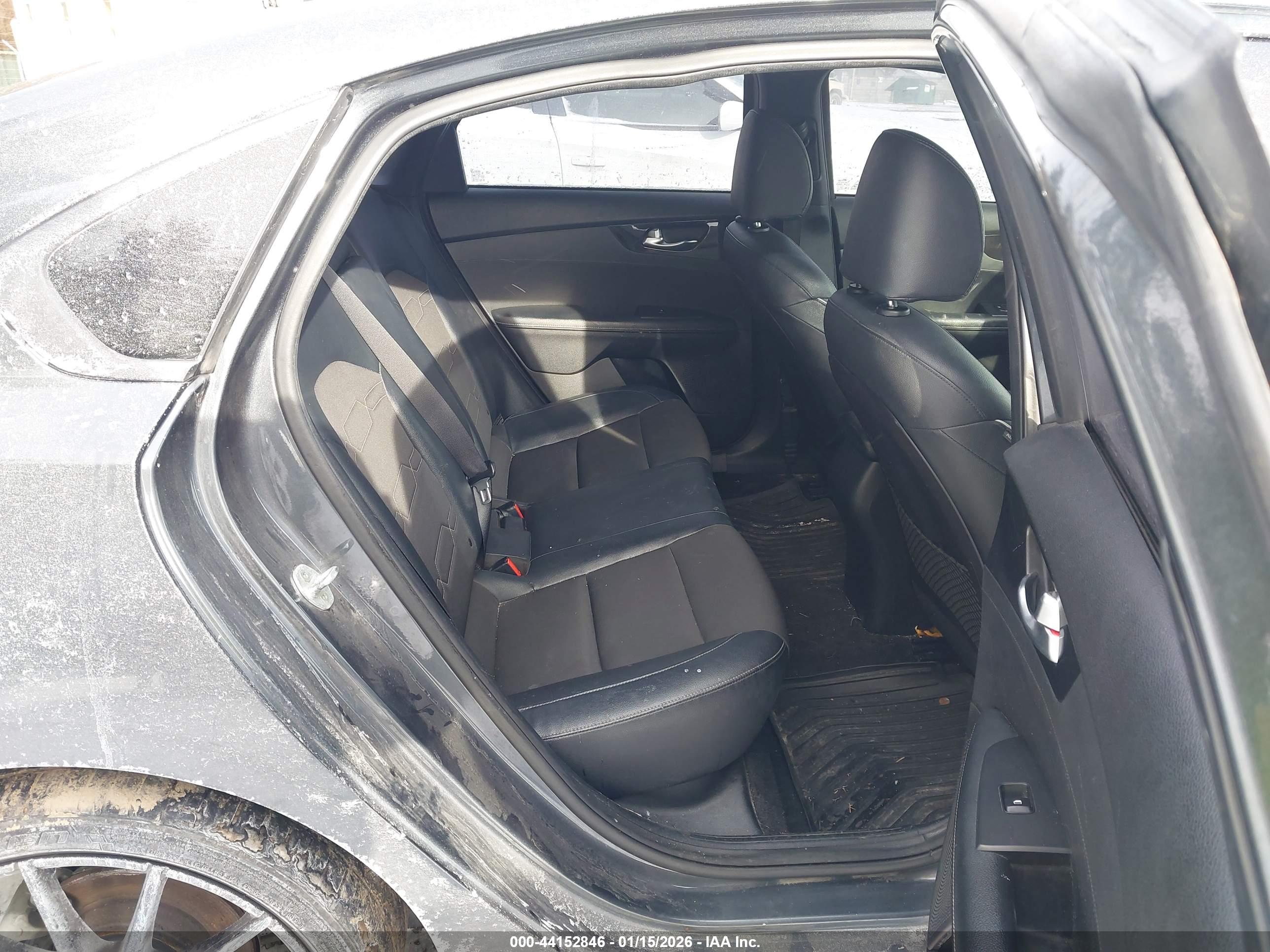 KIA FORTE image 8