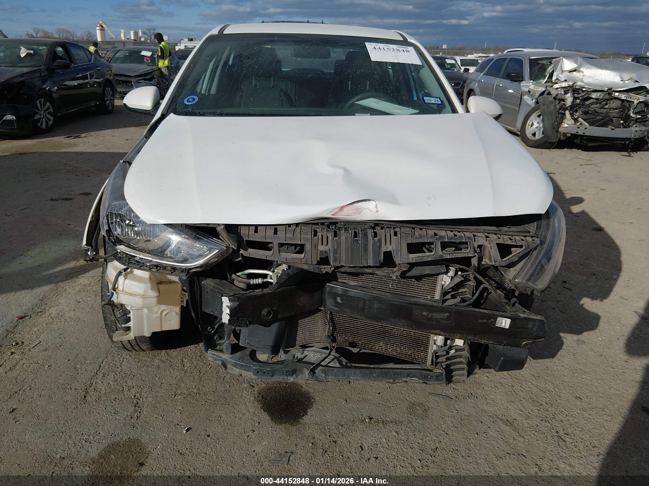 HYUNDAI ACCENT image 6