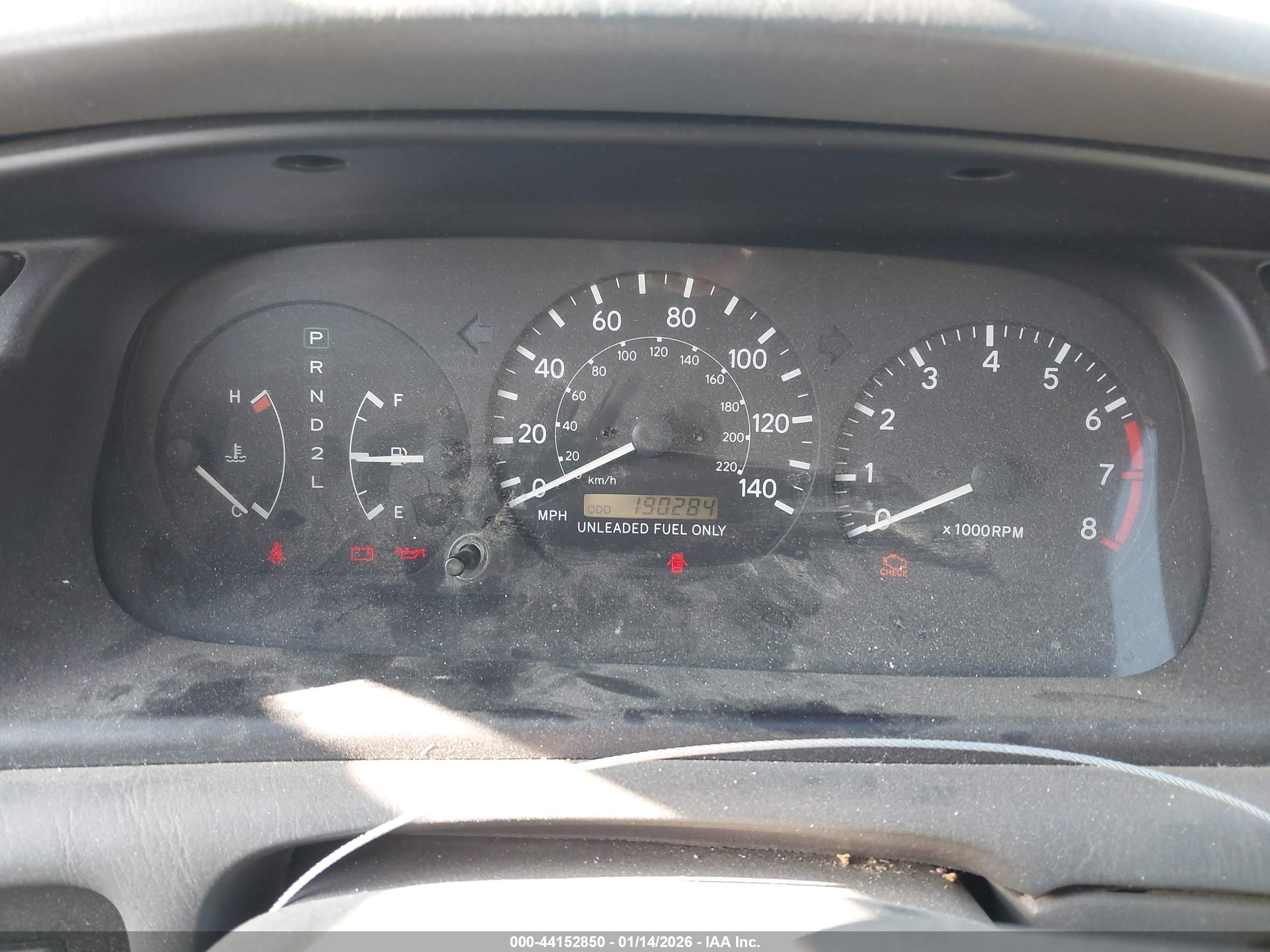 TOYOTA CAMRY image 7