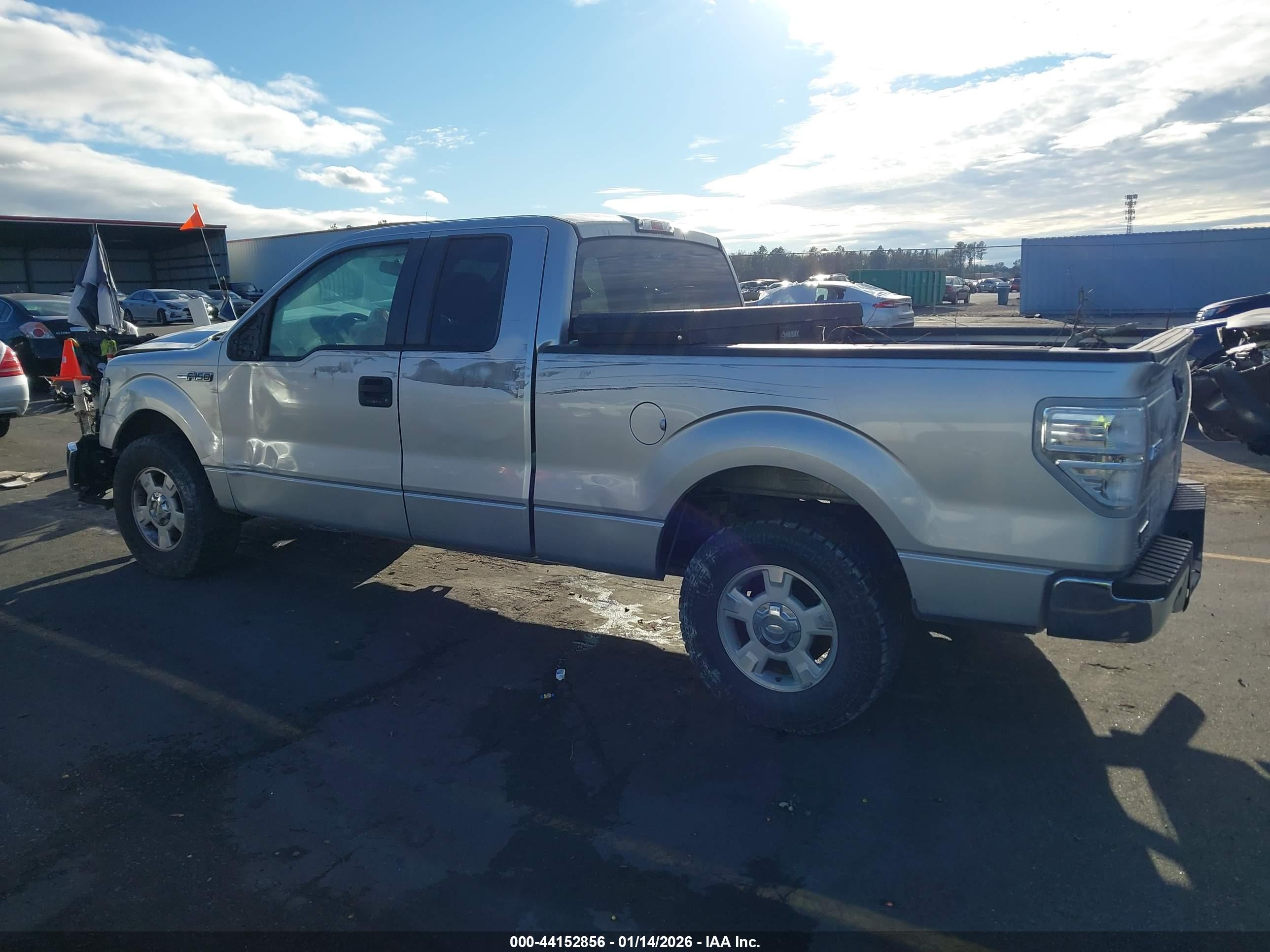FORD F-150 image 3