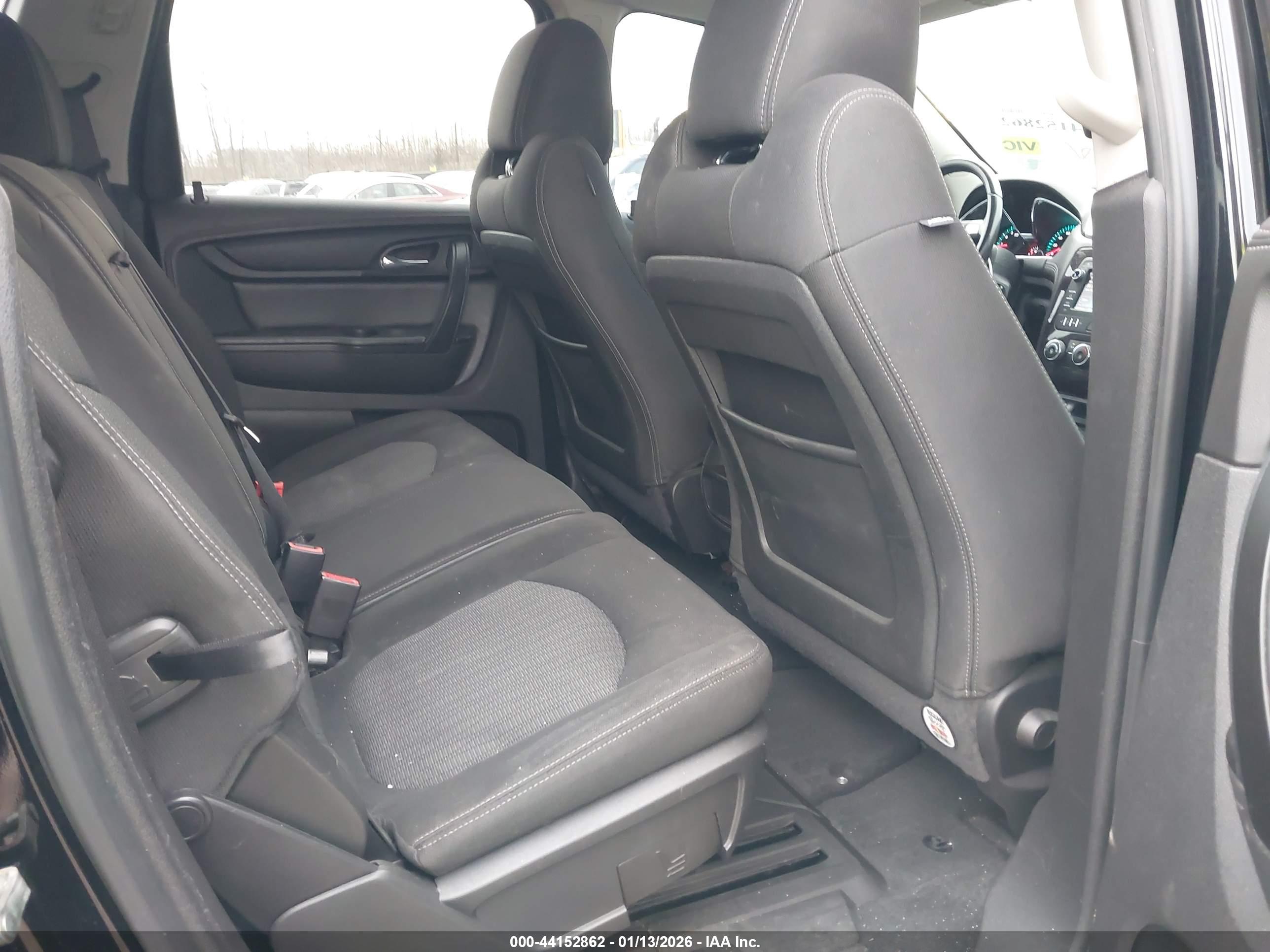 CHEVROLET TRAVERSE image 8