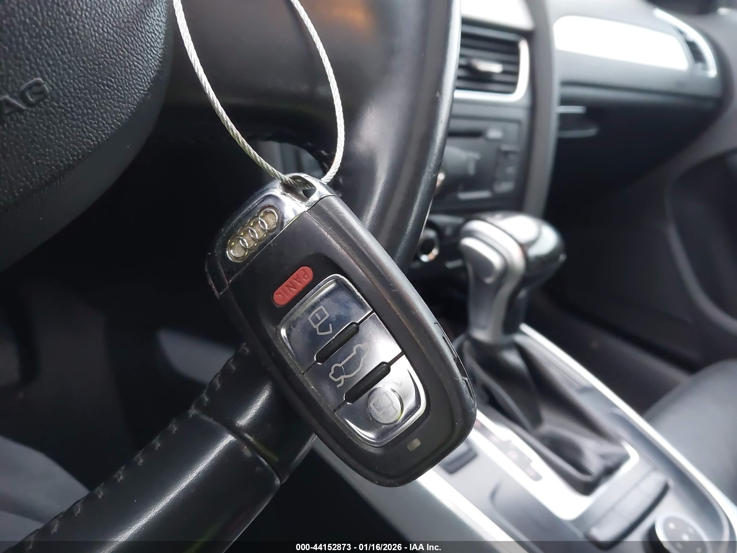 AUDI A4 image 11