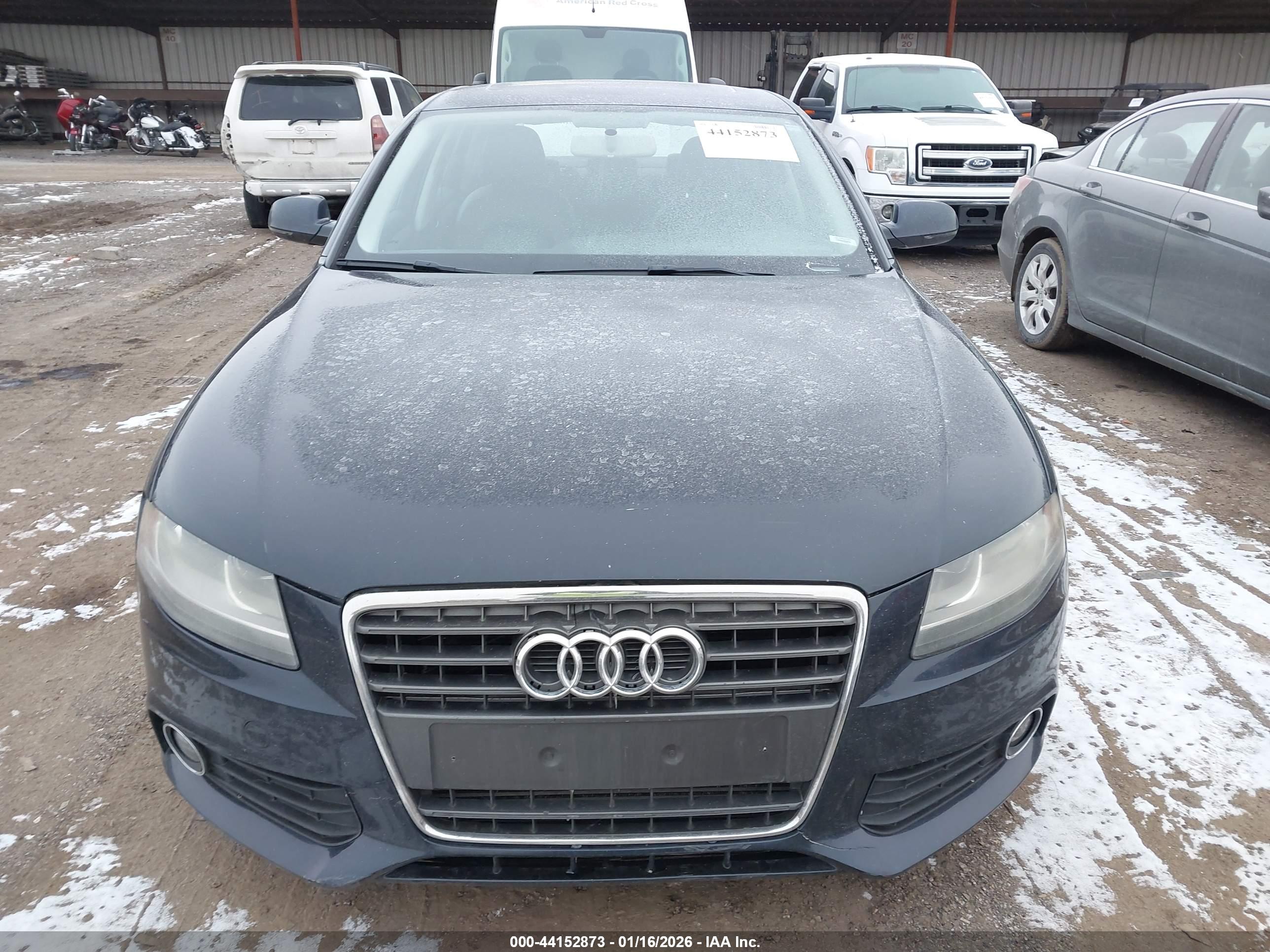 AUDI A4 image 6