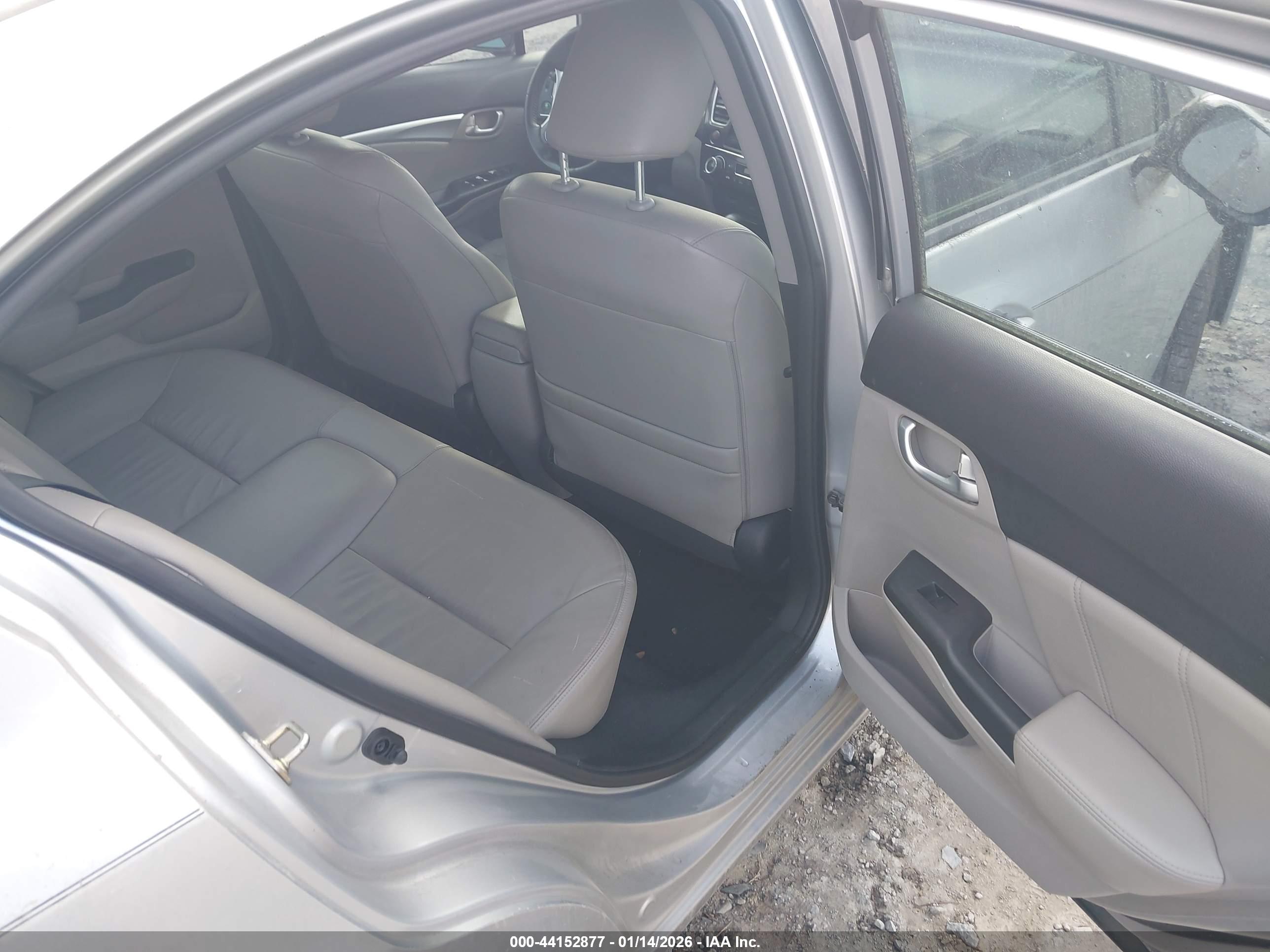 HONDA CIVIC image 8