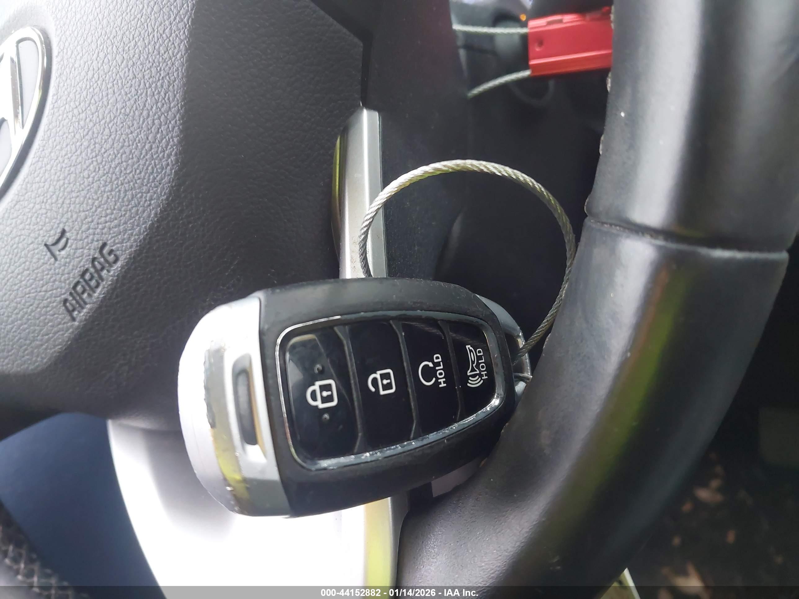 HYUNDAI VENUE image 11