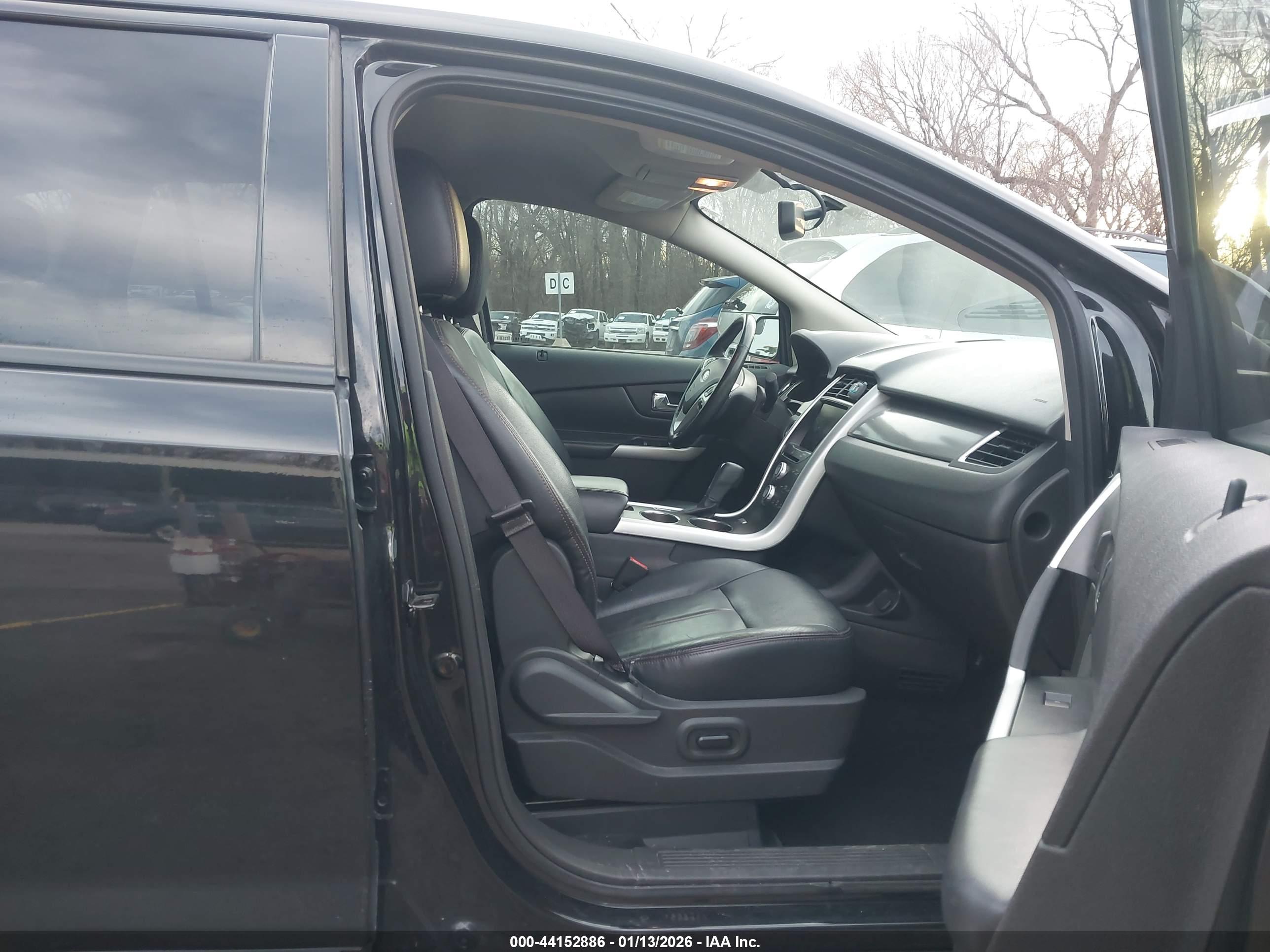 FORD EDGE image 5