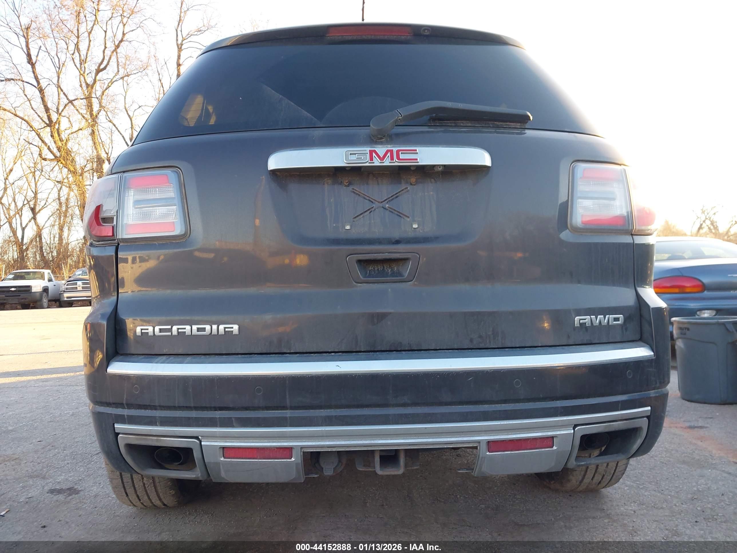 GMC ACADIA image 6