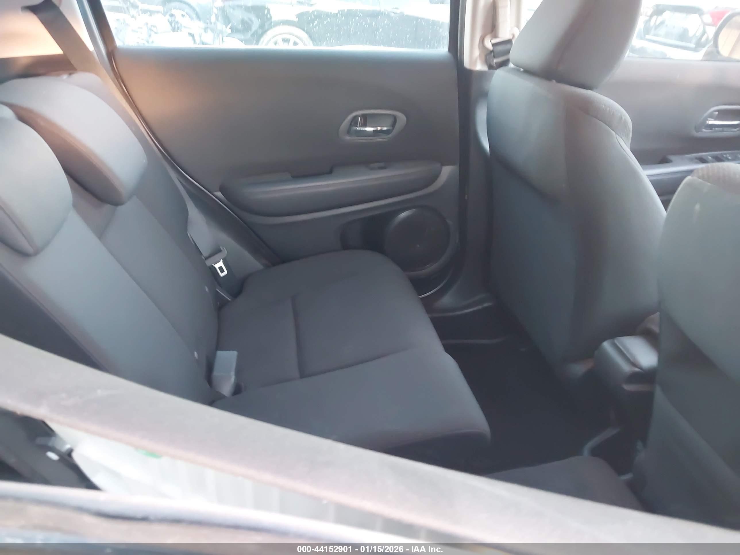 HONDA HR-V image 8