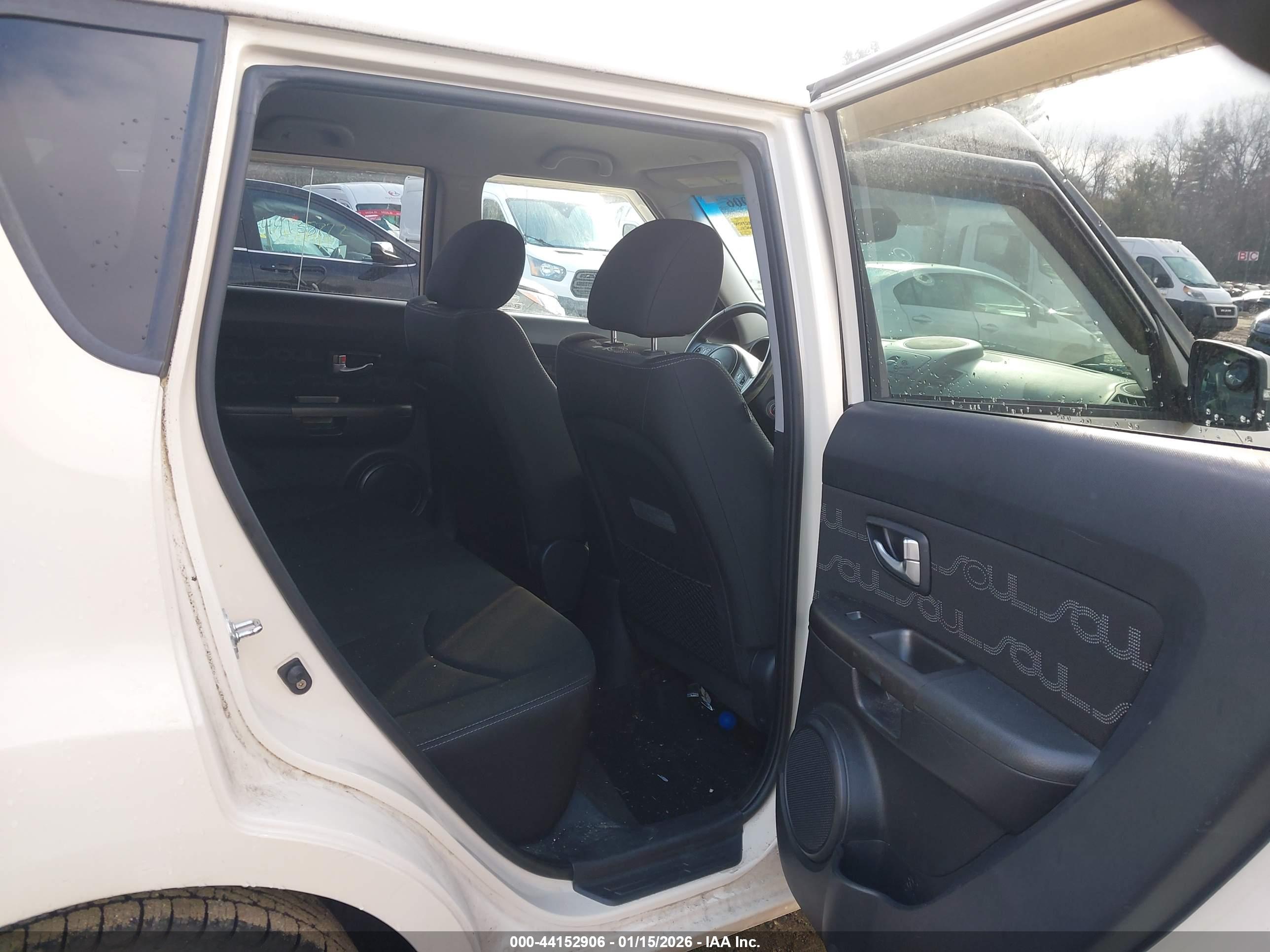 KIA SOUL image 8