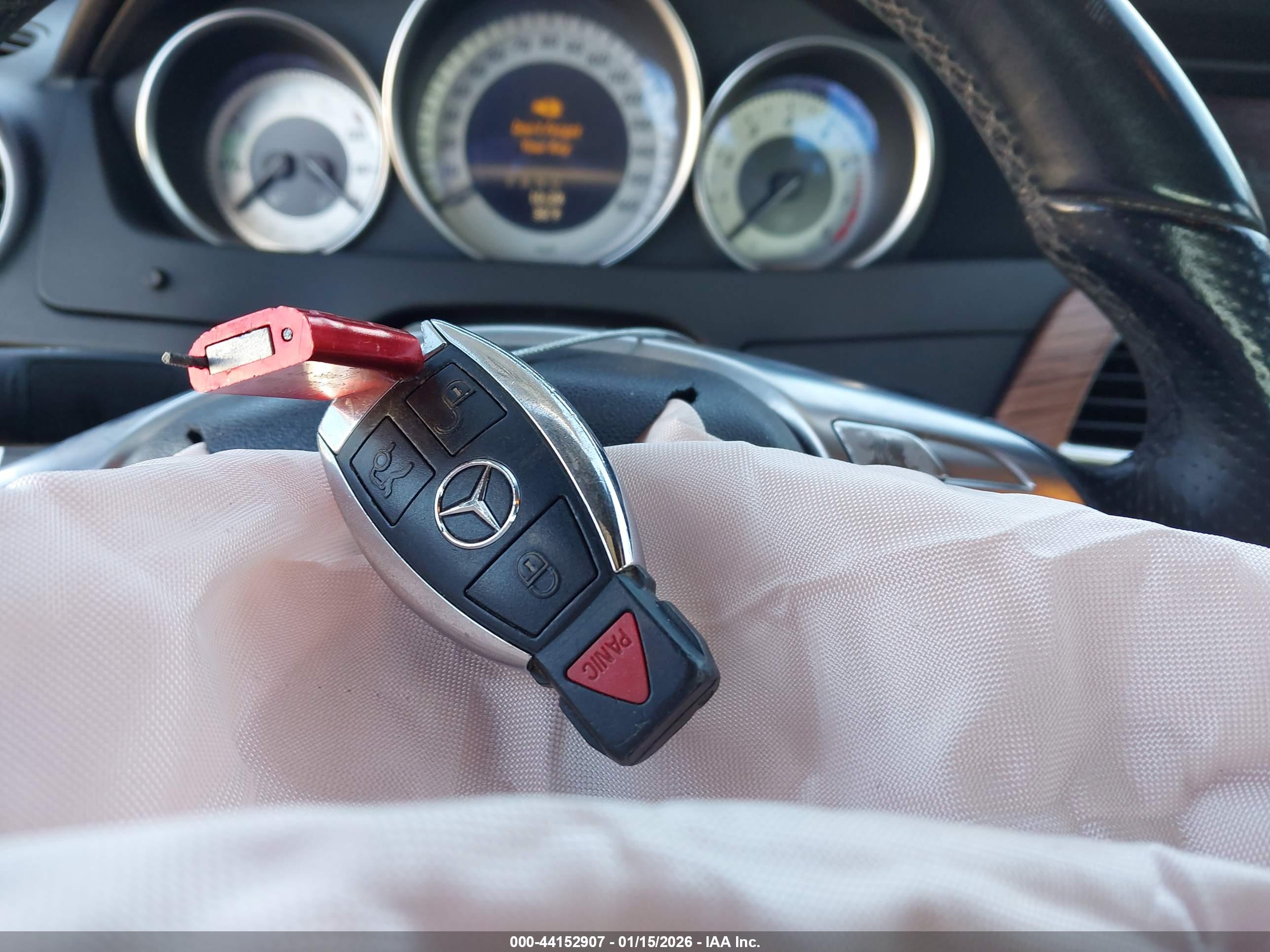 MERCEDES-BENZ C image 11