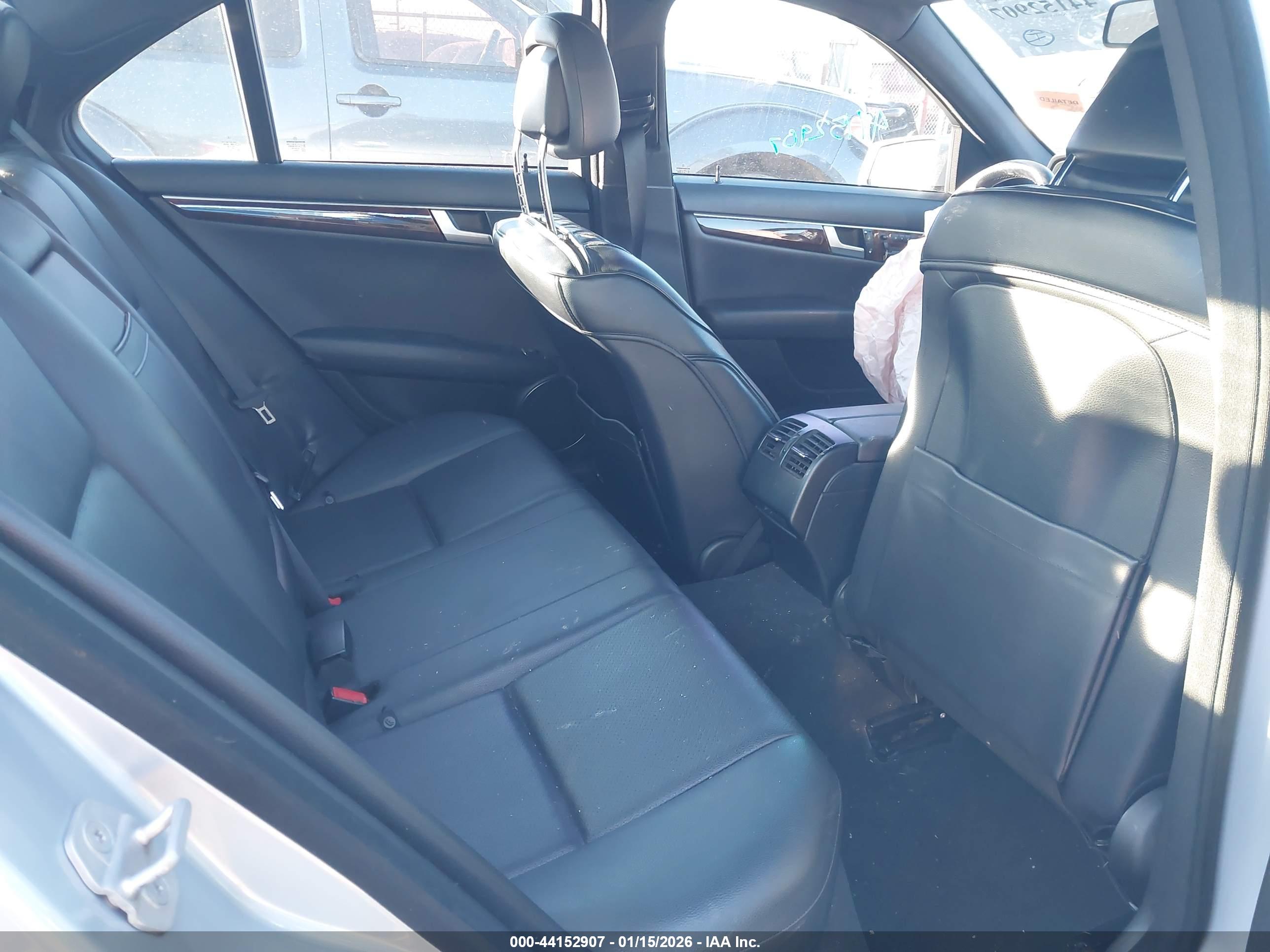 MERCEDES-BENZ C image 8