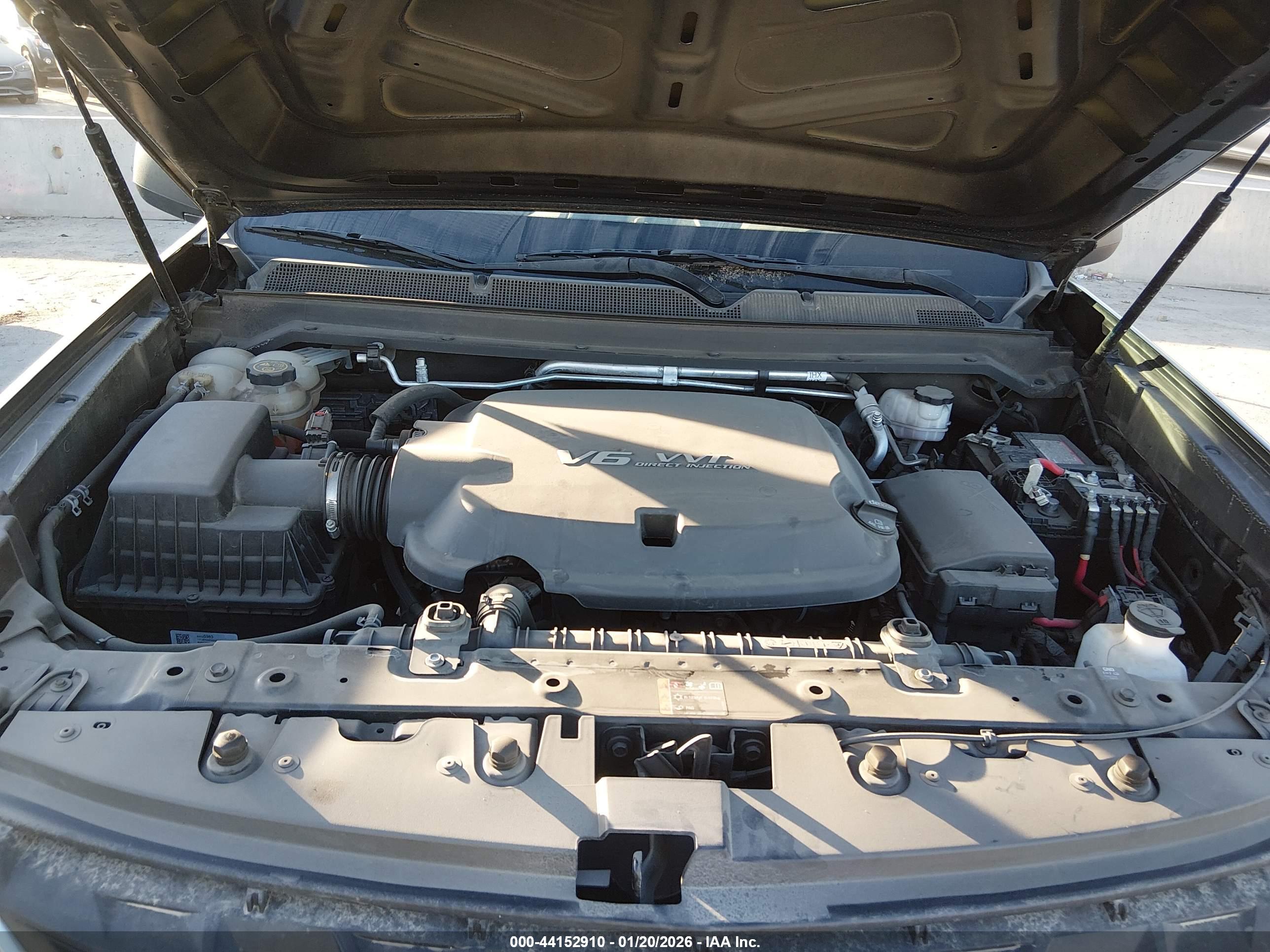 CHEVROLET COLORADO image 10