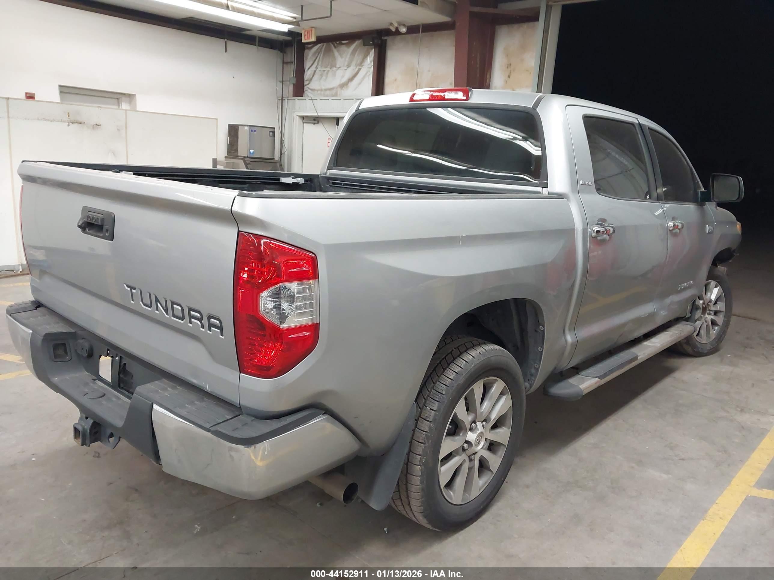 TOYOTA TUNDRA image 4