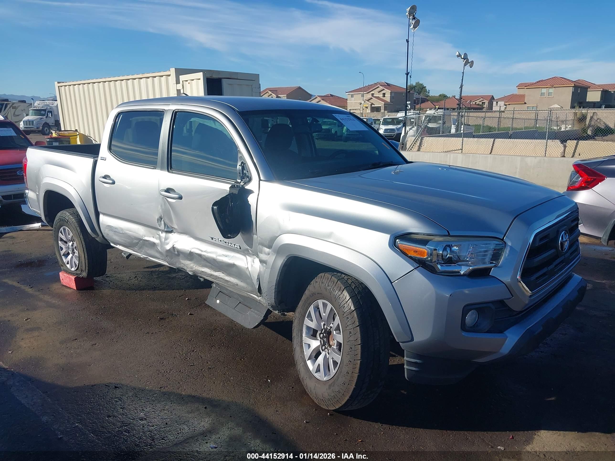 TOYOTA TACOMA image 6
