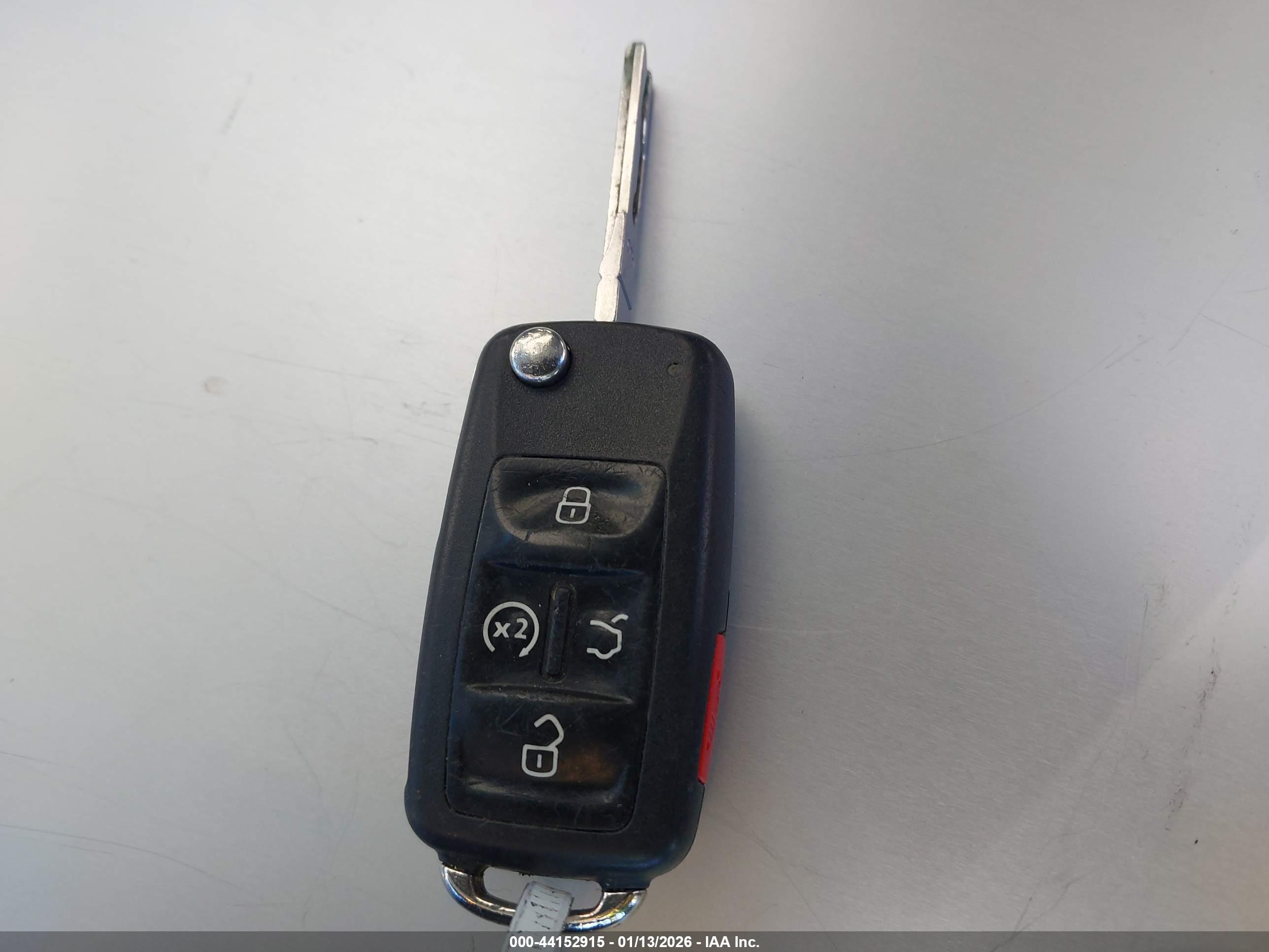 VOLKSWAGEN PASSAT image 11