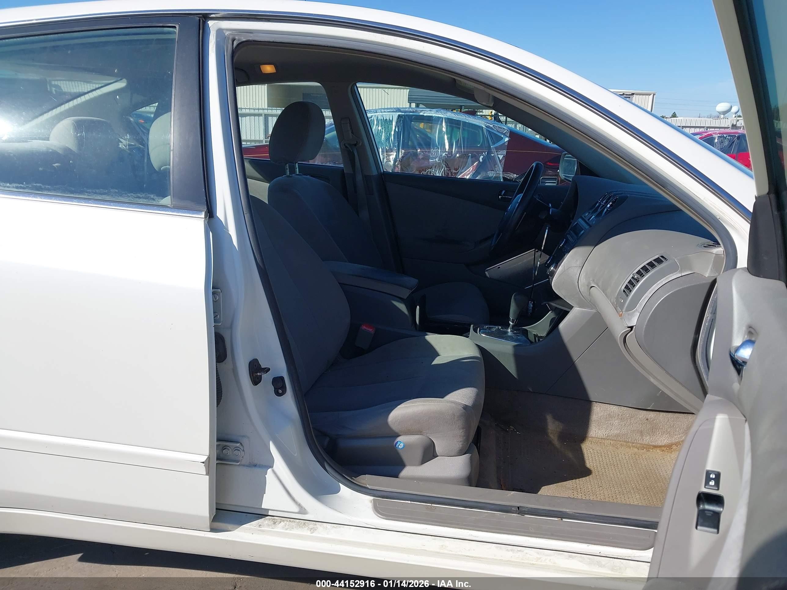 NISSAN ALTIMA image 5