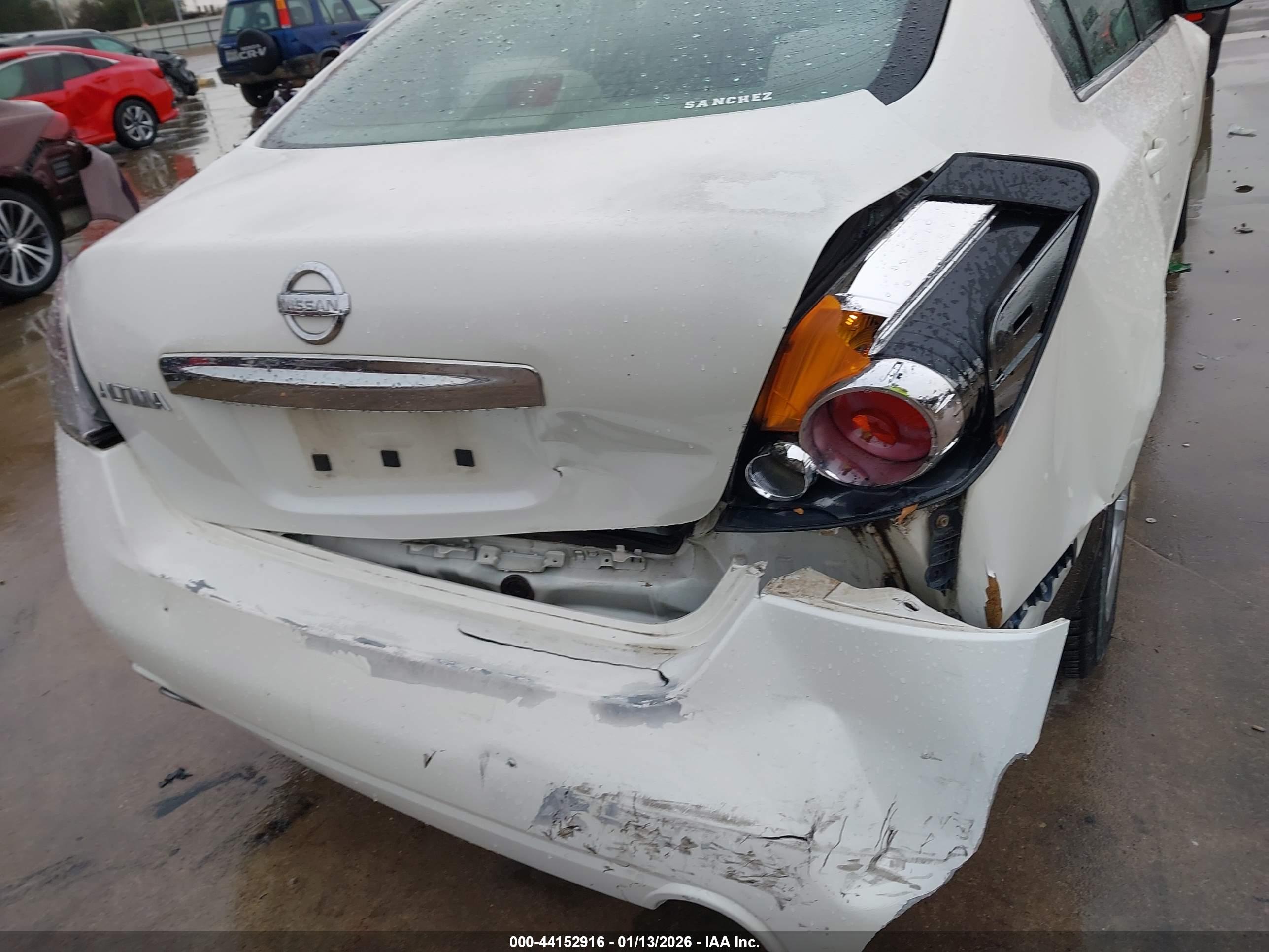 NISSAN ALTIMA image 6