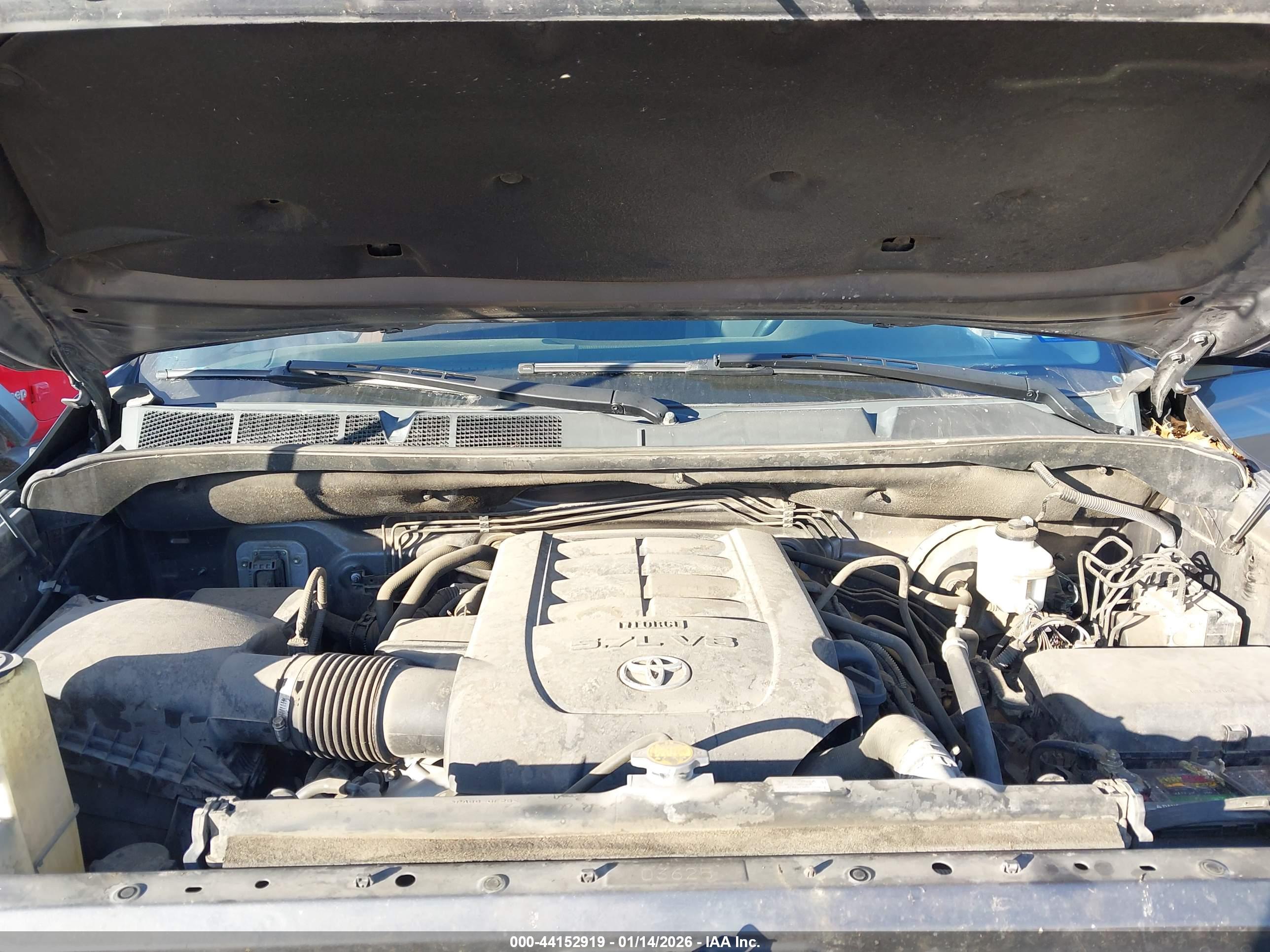 TOYOTA TUNDRA image 10
