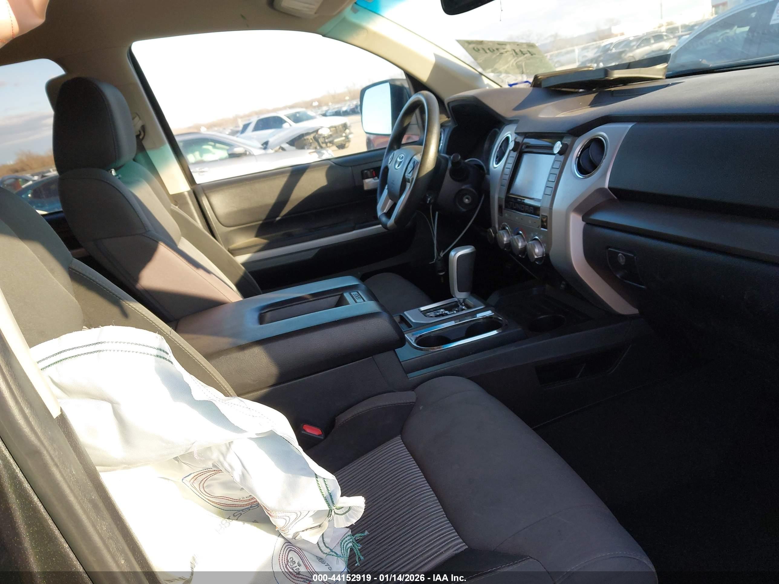 TOYOTA TUNDRA image 5