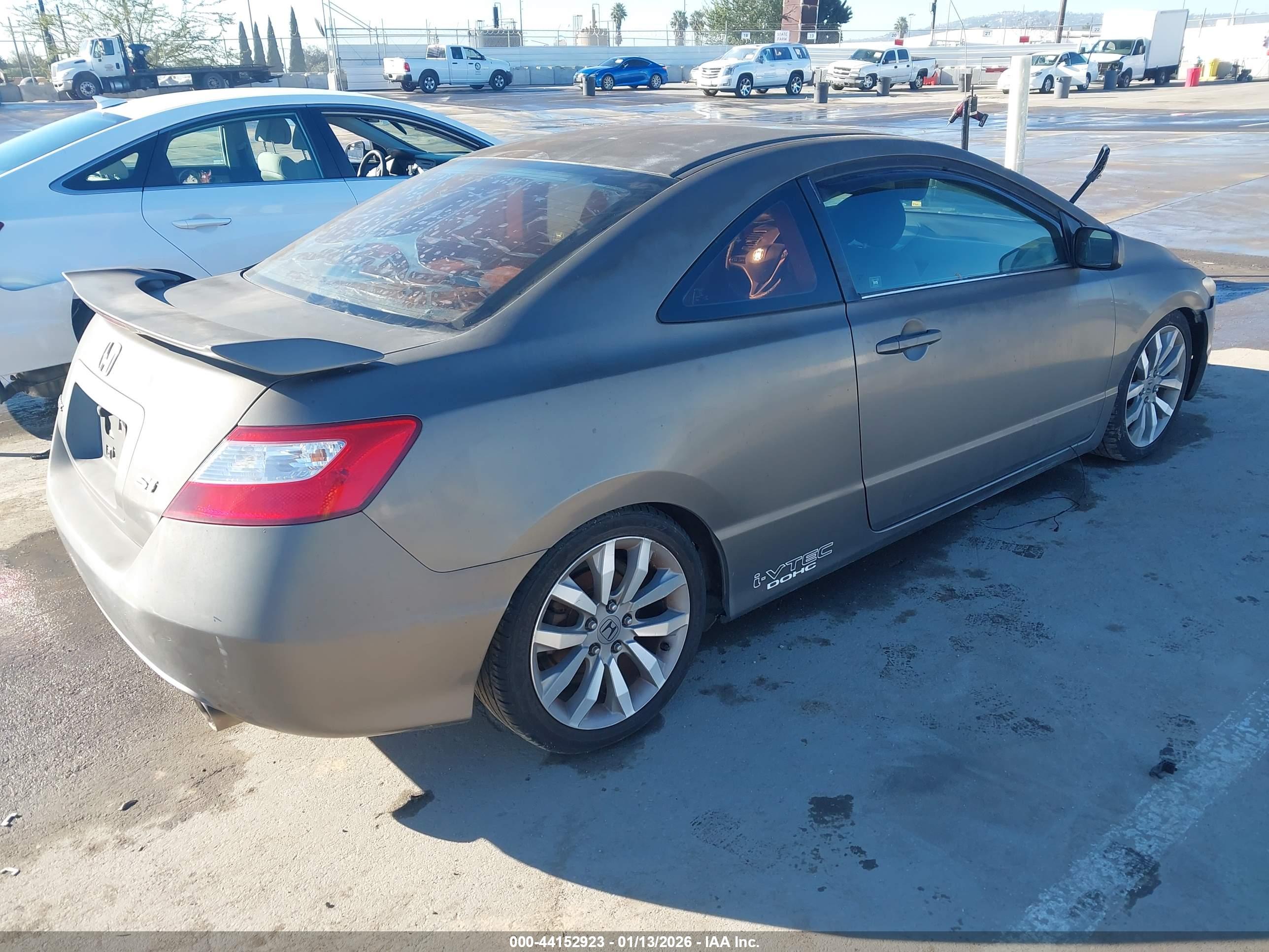 HONDA CIVIC image 4