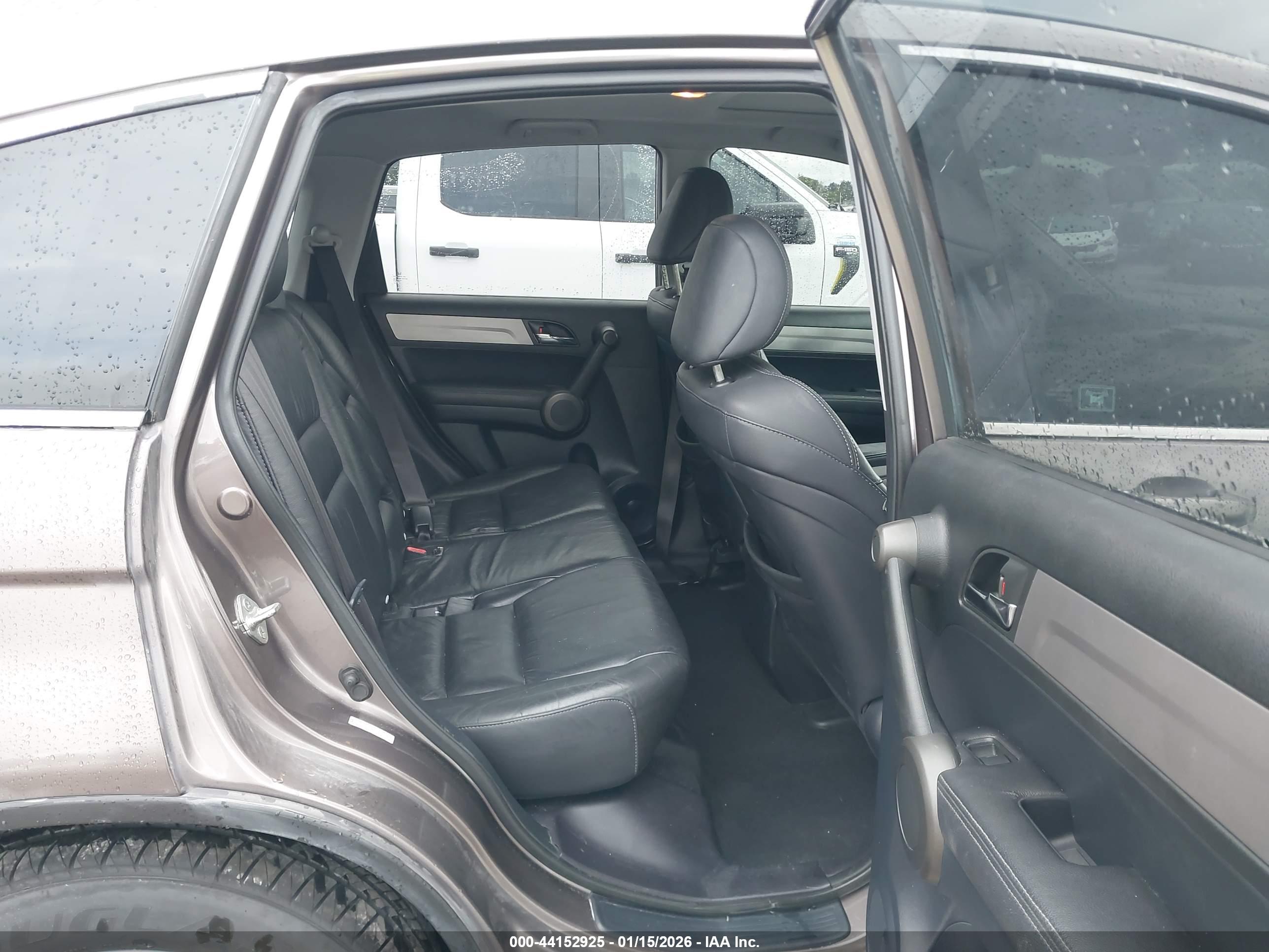 HONDA CR-V image 8