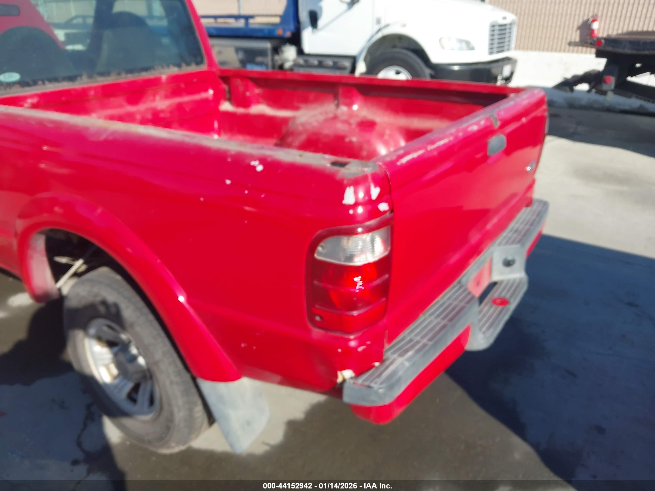FORD RANGER image 6