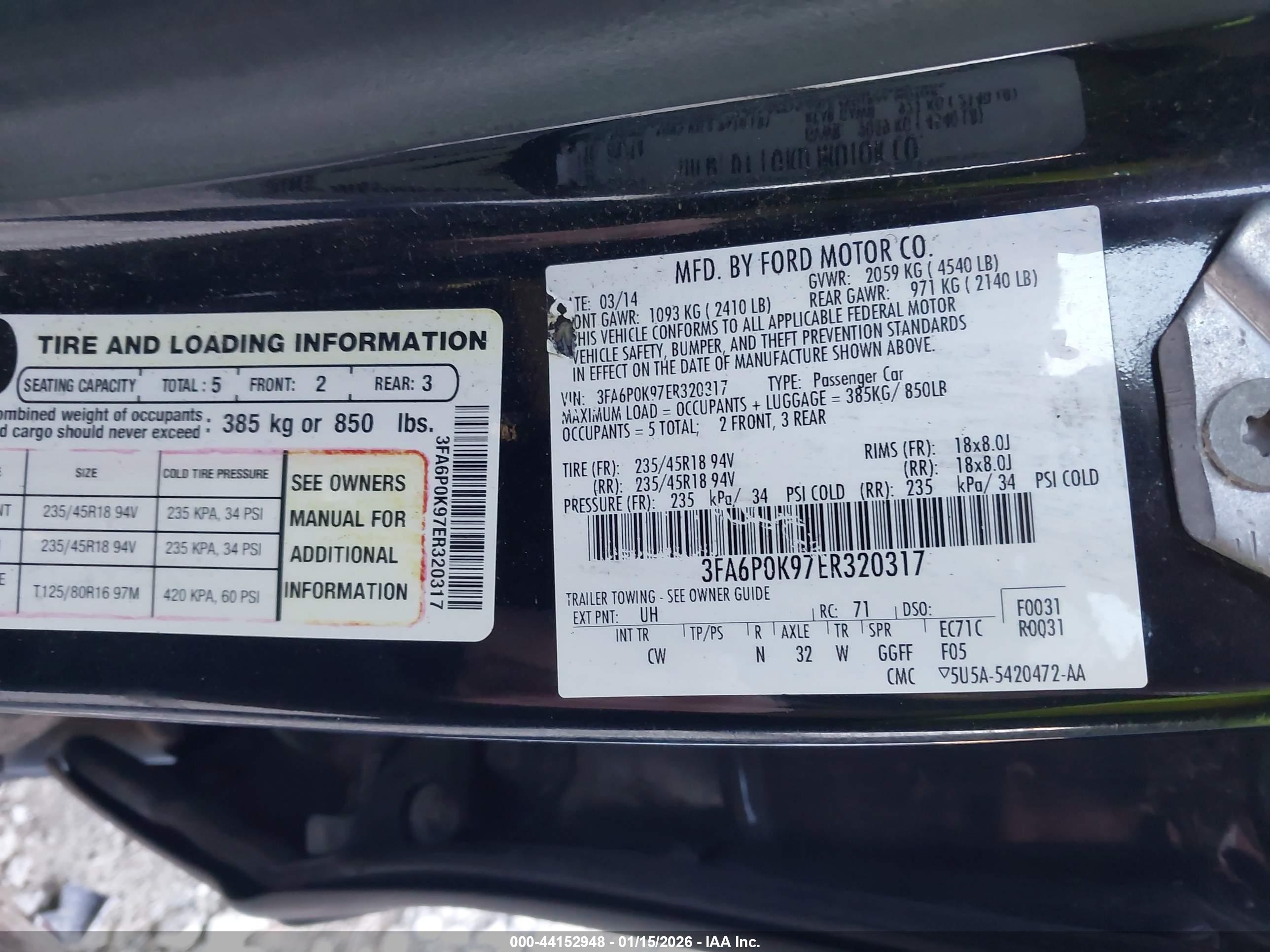FORD FUSION image 9