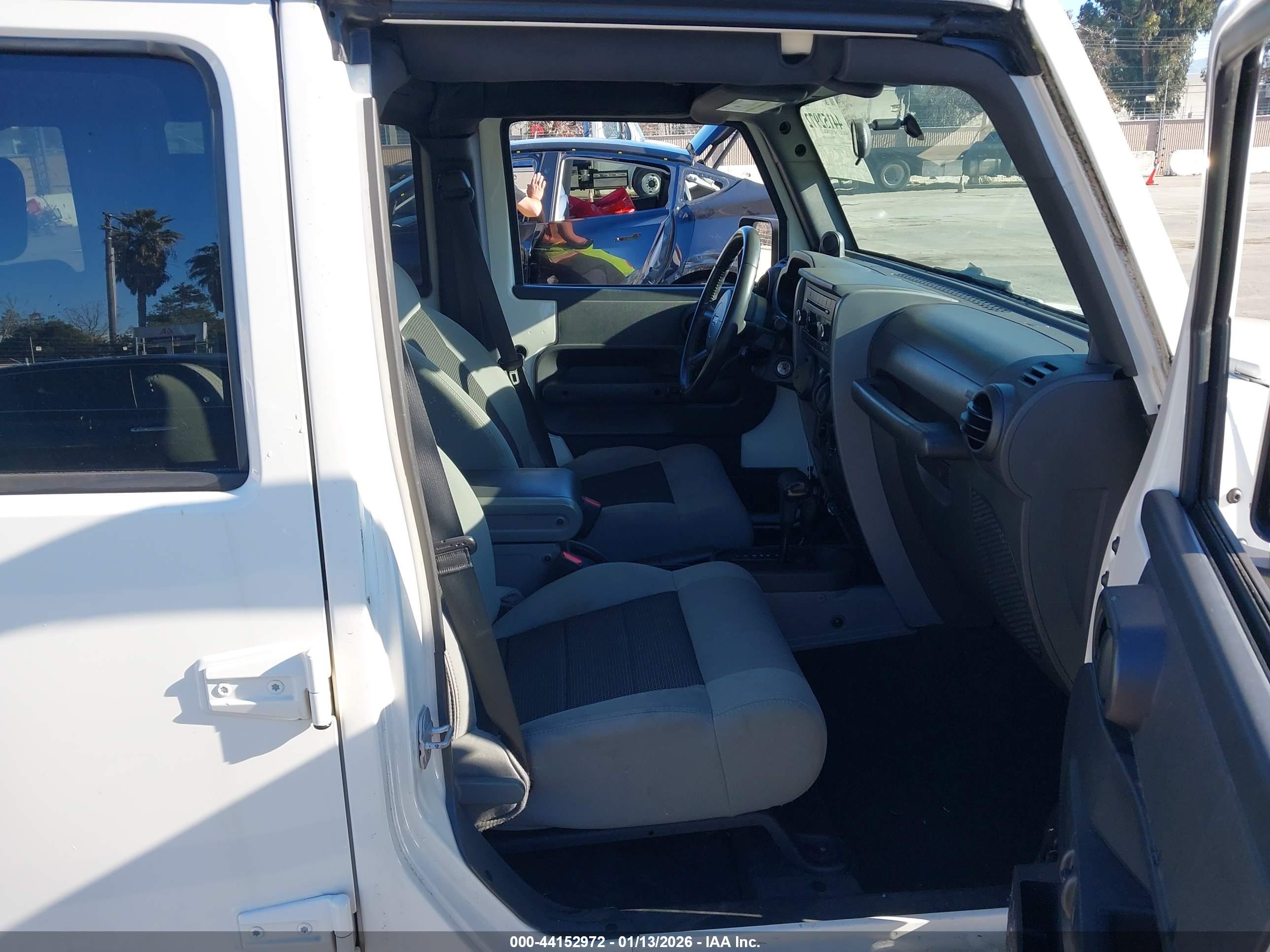 JEEP WRANGLER image 5
