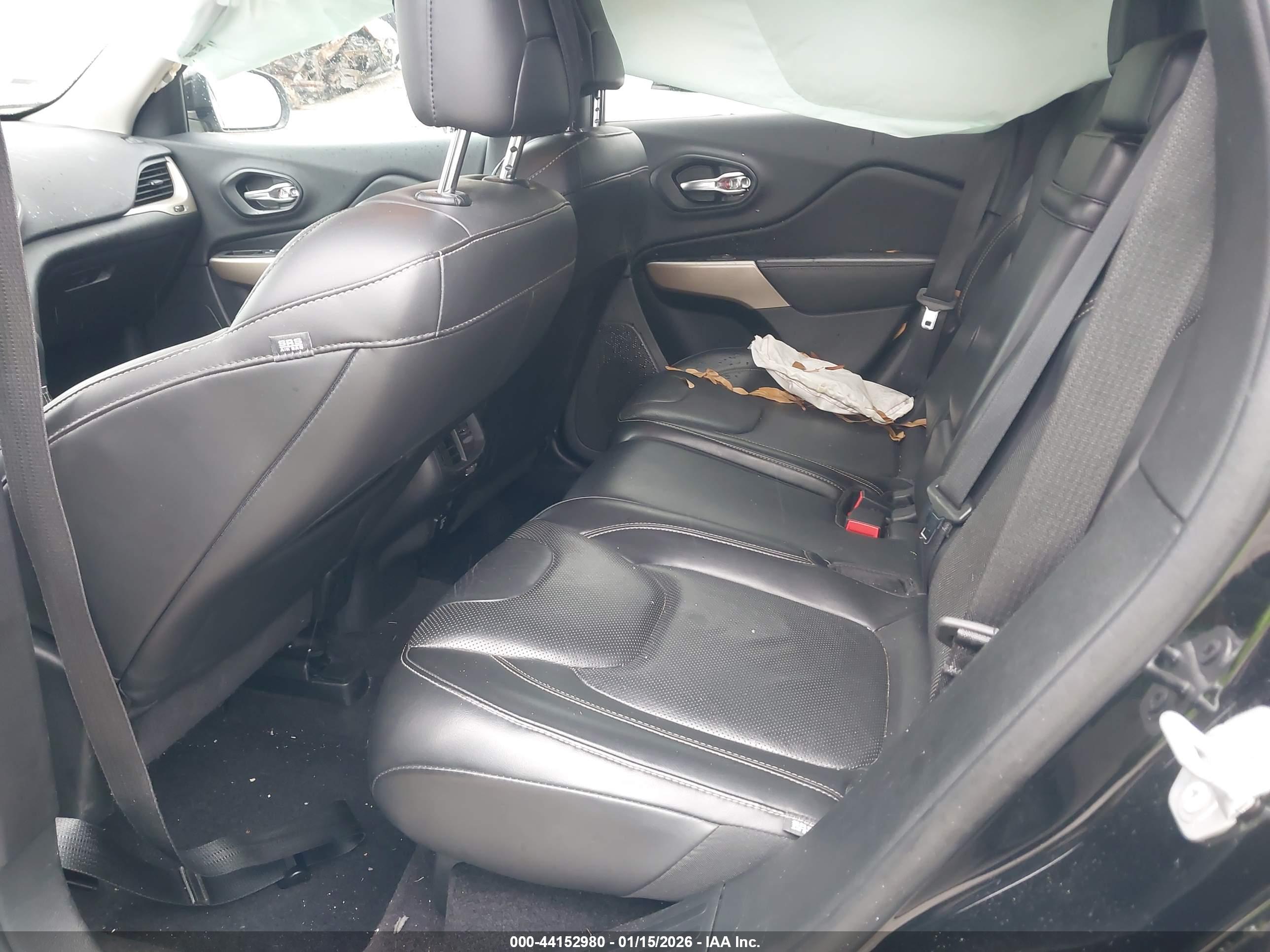JEEP CHEROKEE image 8