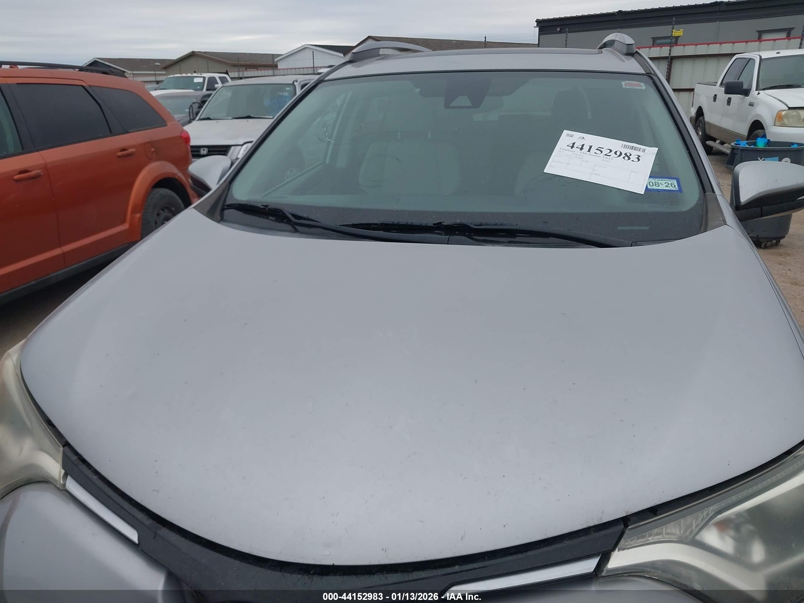 TOYOTA RAV4 image 6