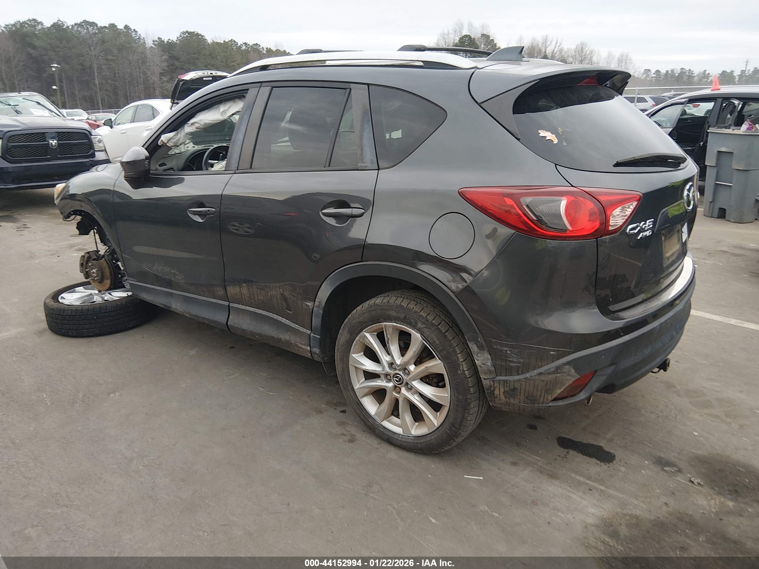 MAZDA CX-5 image 3