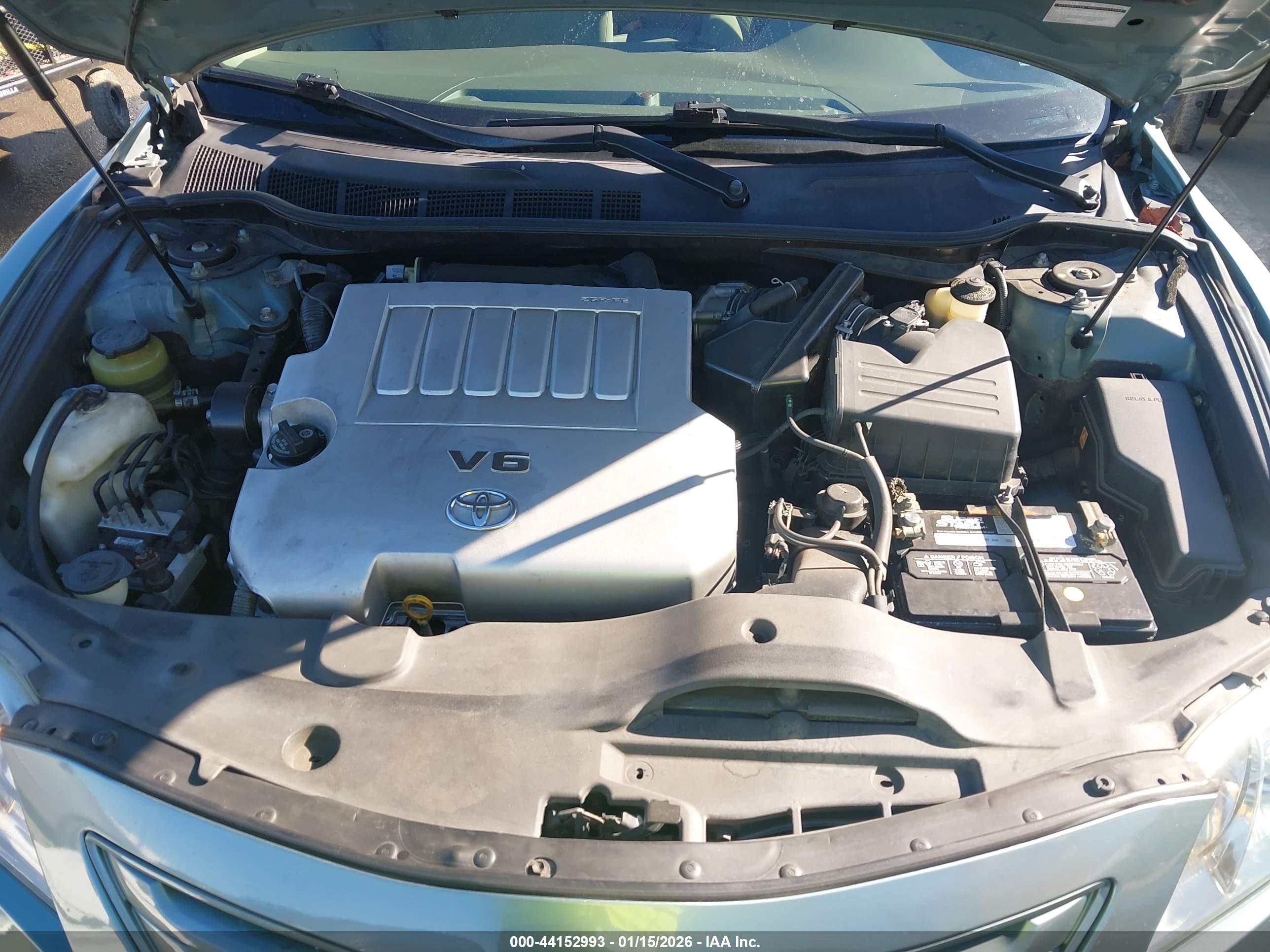 TOYOTA CAMRY image 10