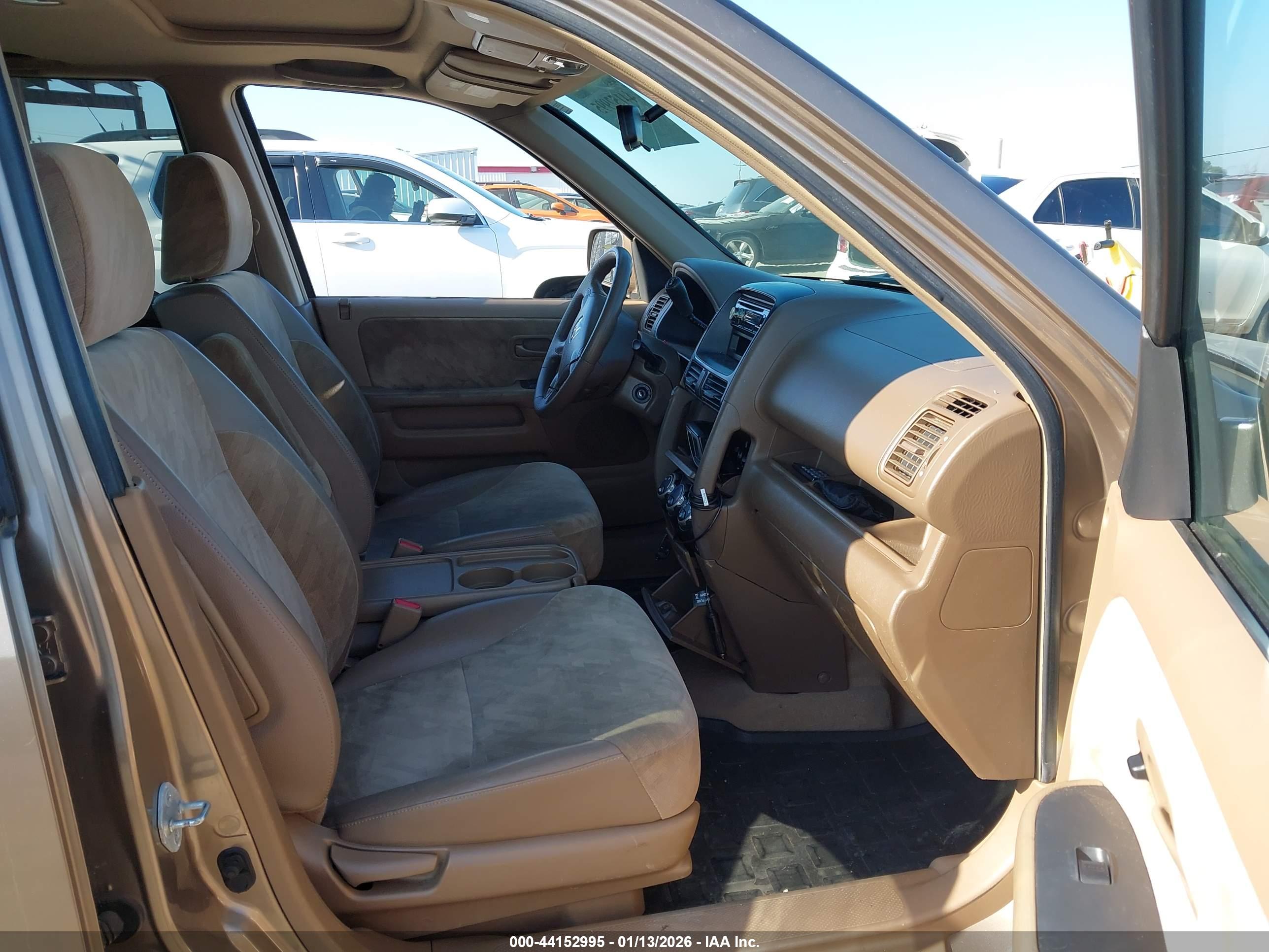 HONDA CR-V image 5