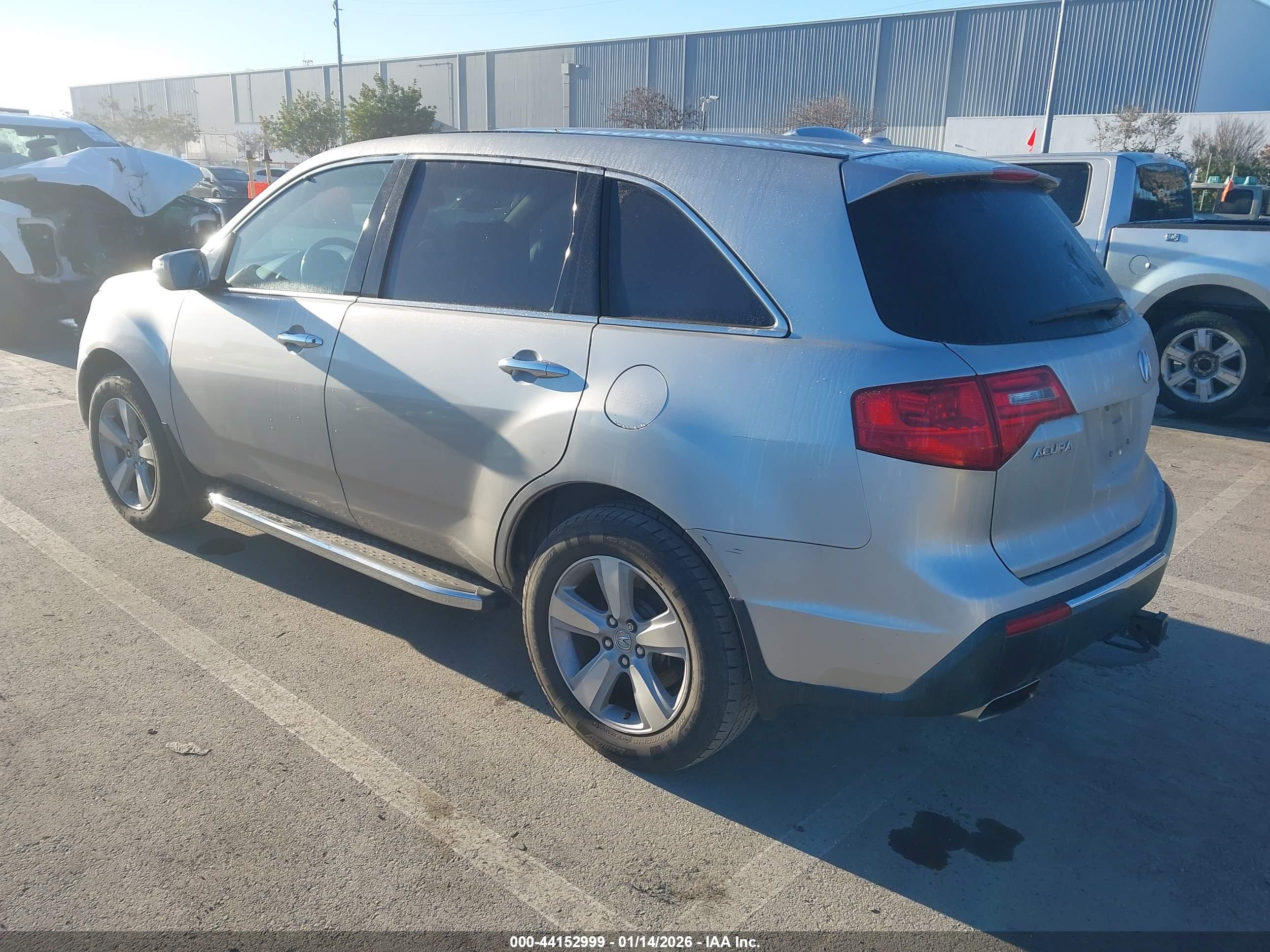 ACURA MDX image 3