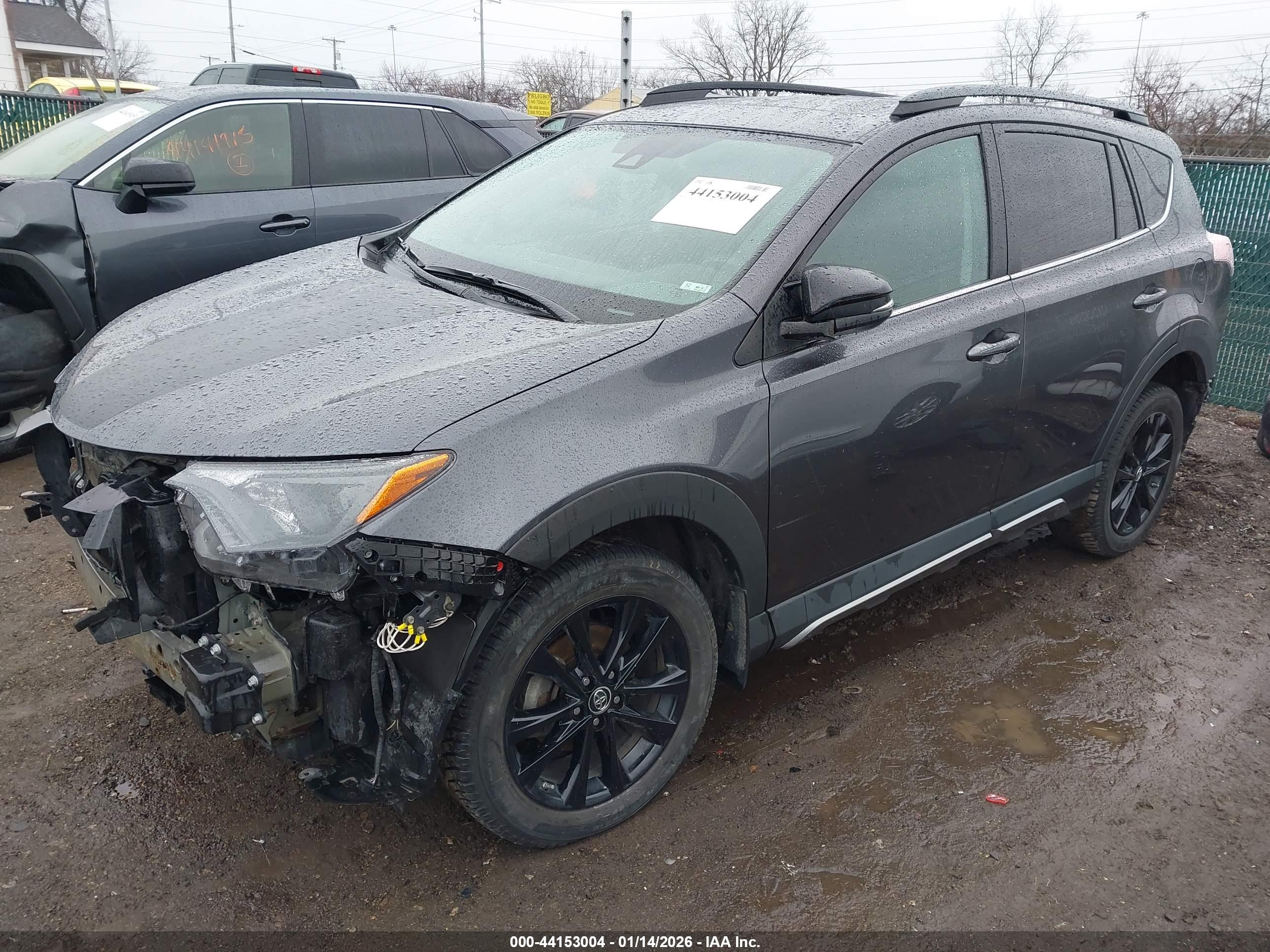 TOYOTA RAV4 image 2