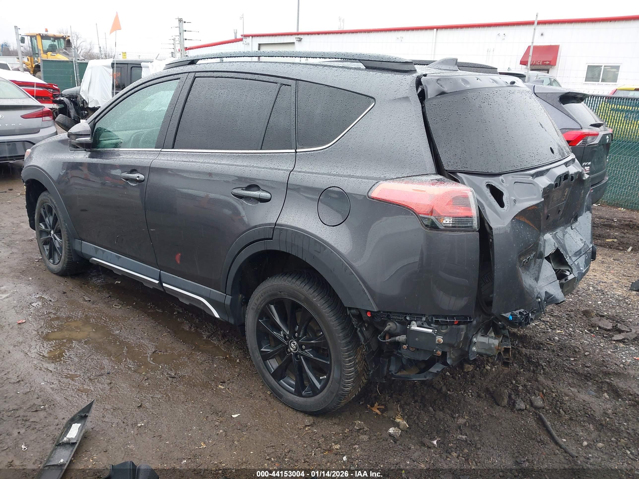 TOYOTA RAV4 image 3