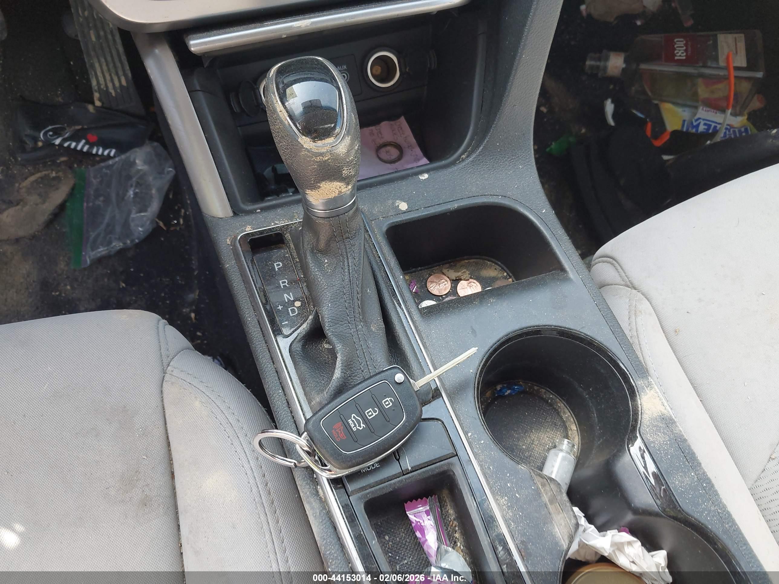 HYUNDAI SONATA image 11