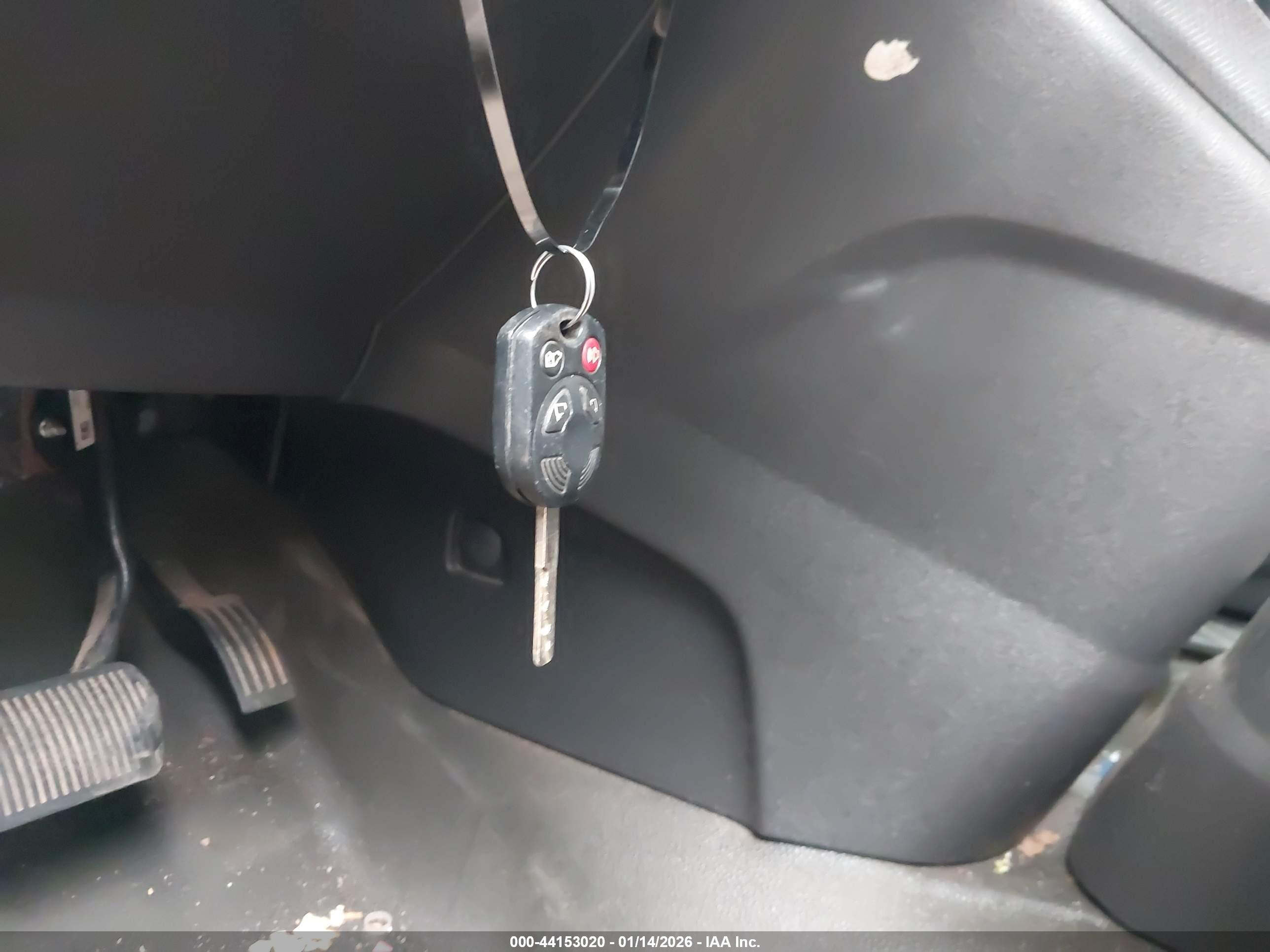 FORD TRANSIT image 11