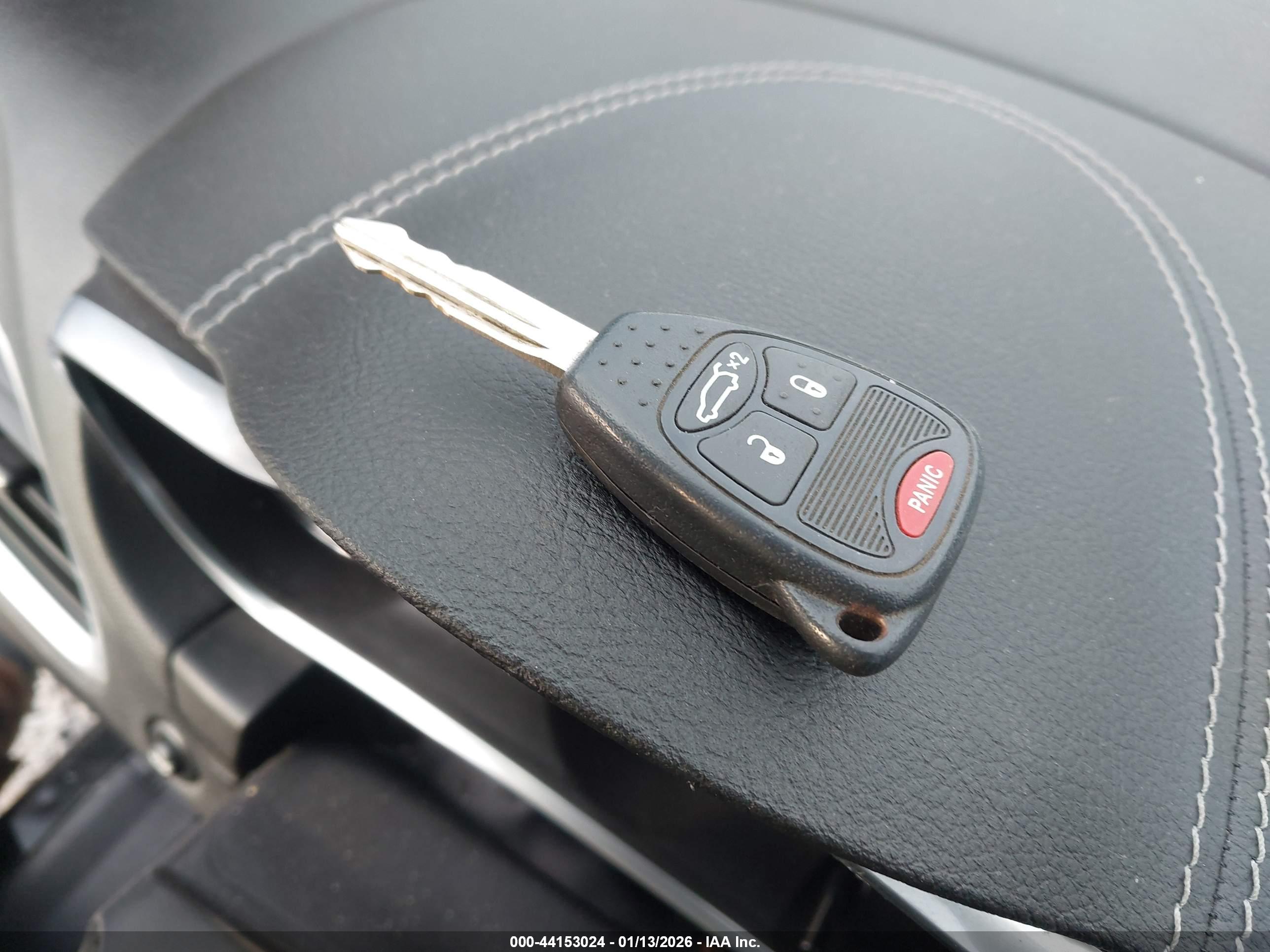DODGE AVENGER image 11