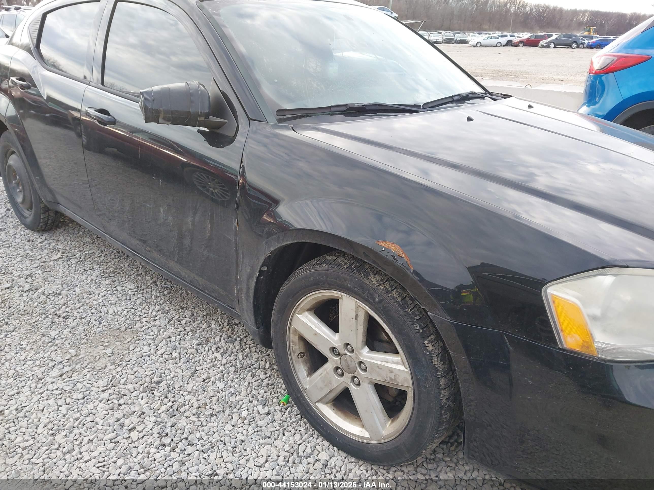 DODGE AVENGER image 6