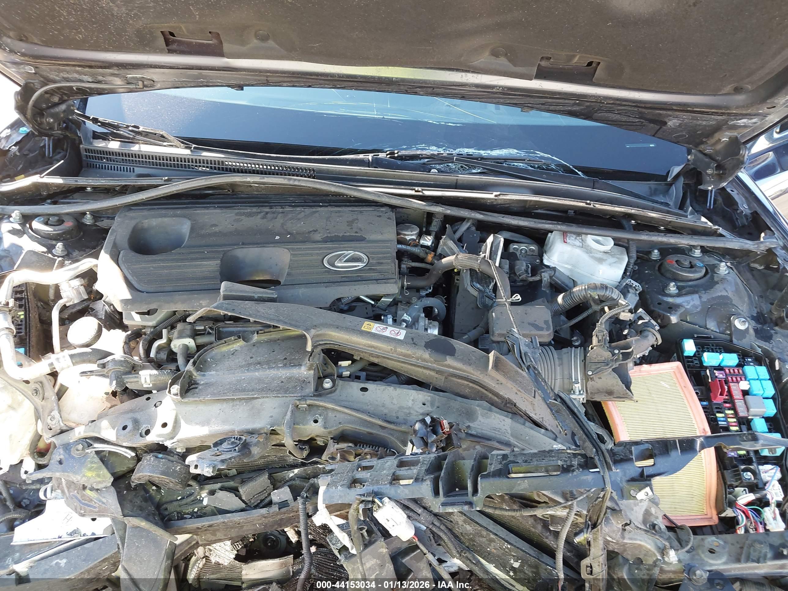 LEXUS ES image 10