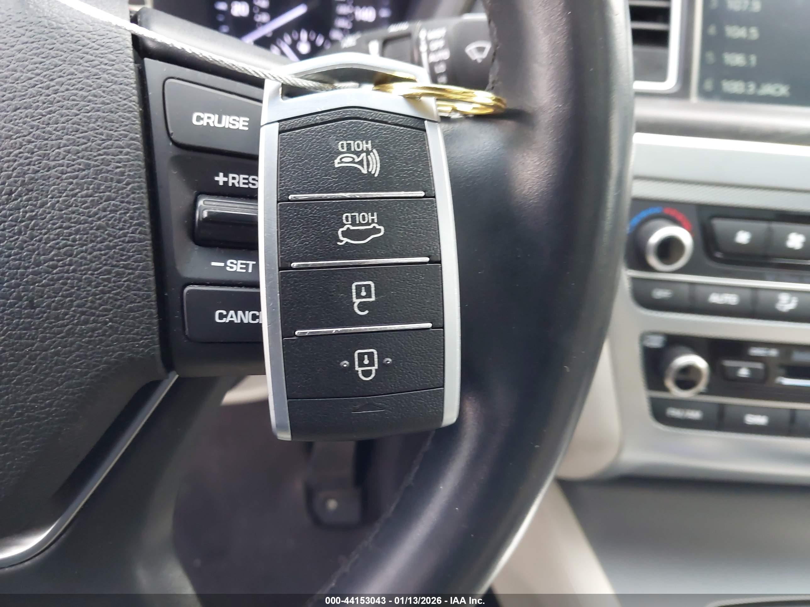 GENESIS G80 image 11