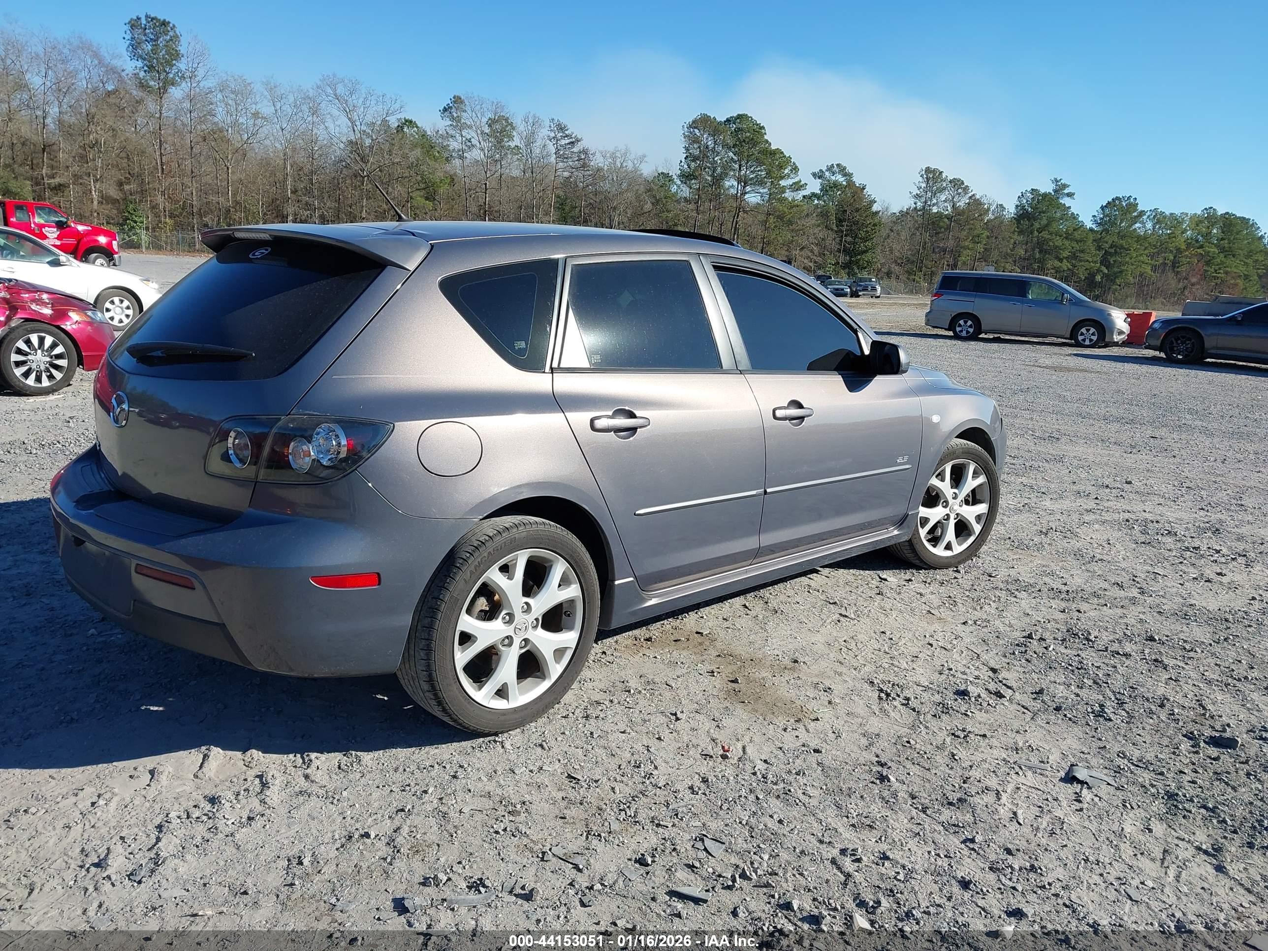 MAZDA MAZDA3 image 4