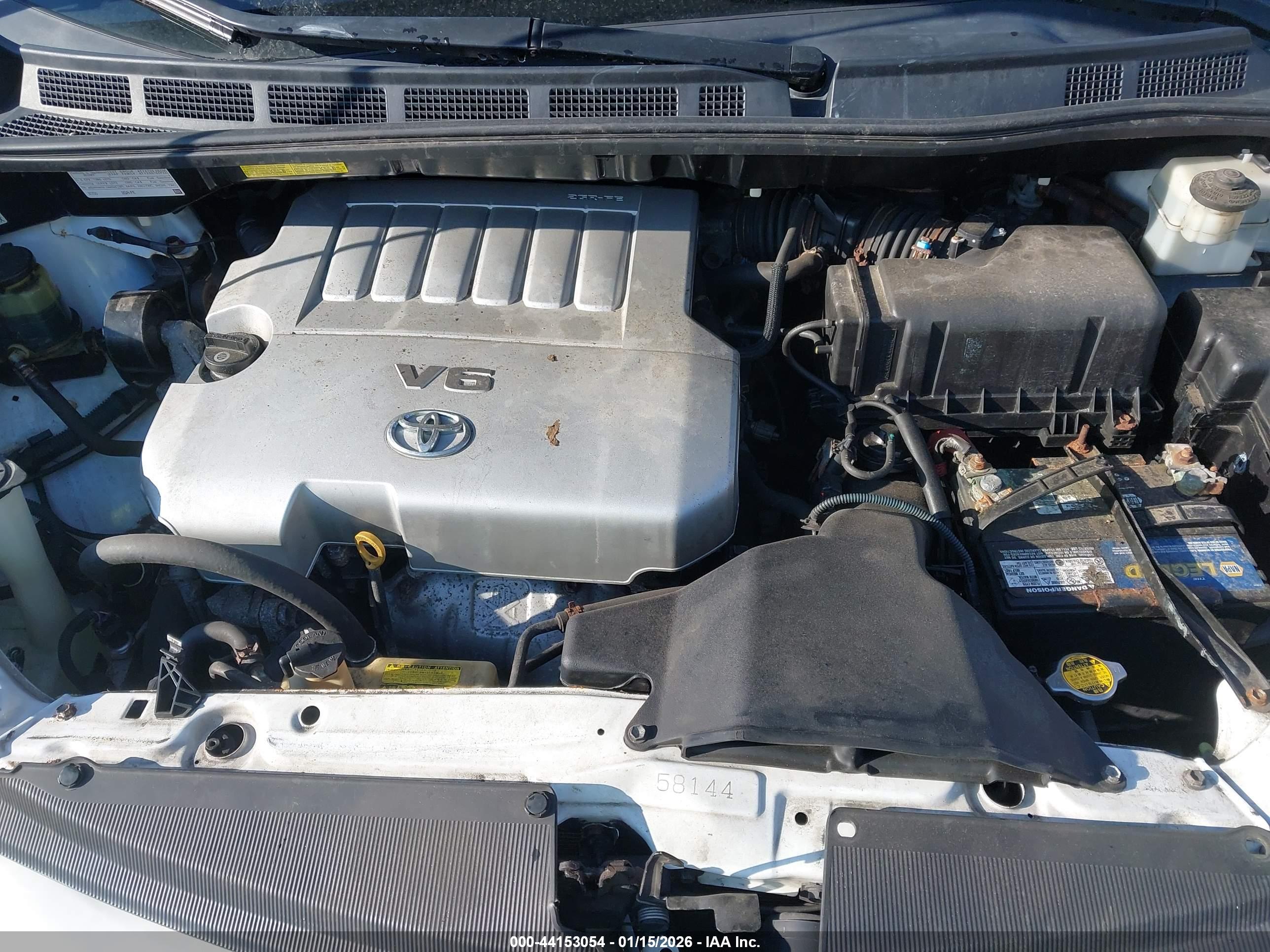 TOYOTA SIENNA image 10