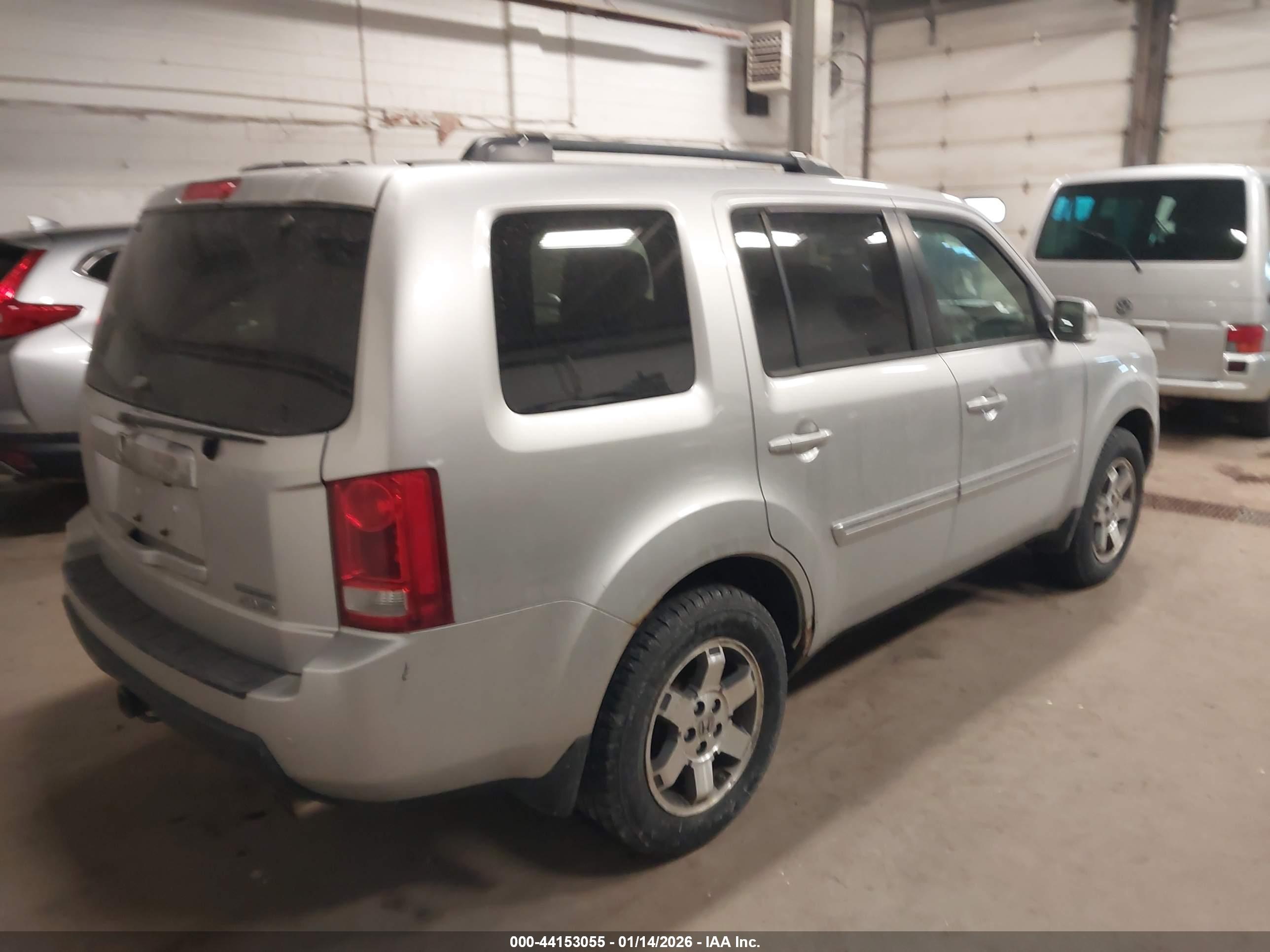 HONDA PILOT image 4