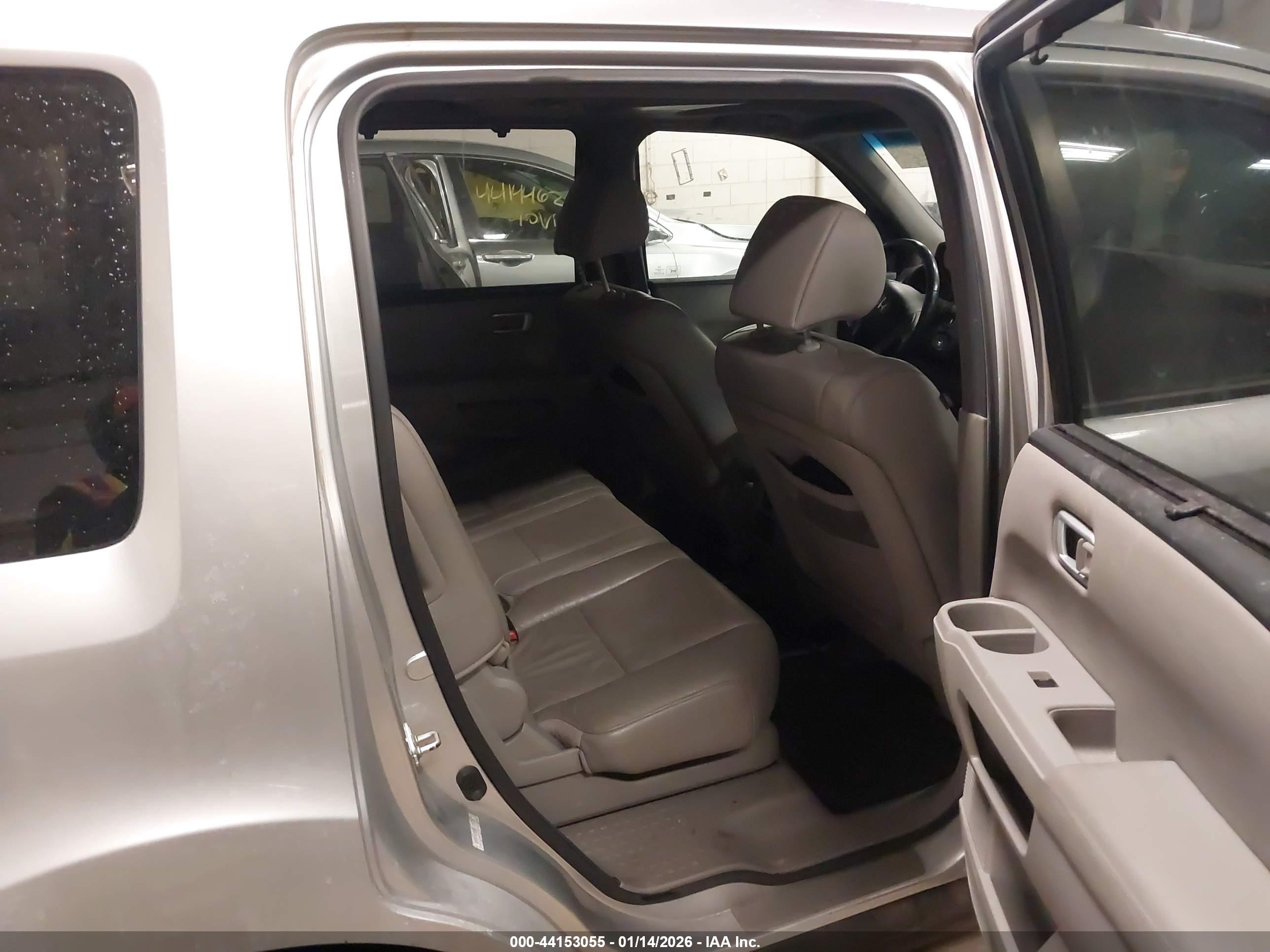 HONDA PILOT image 8